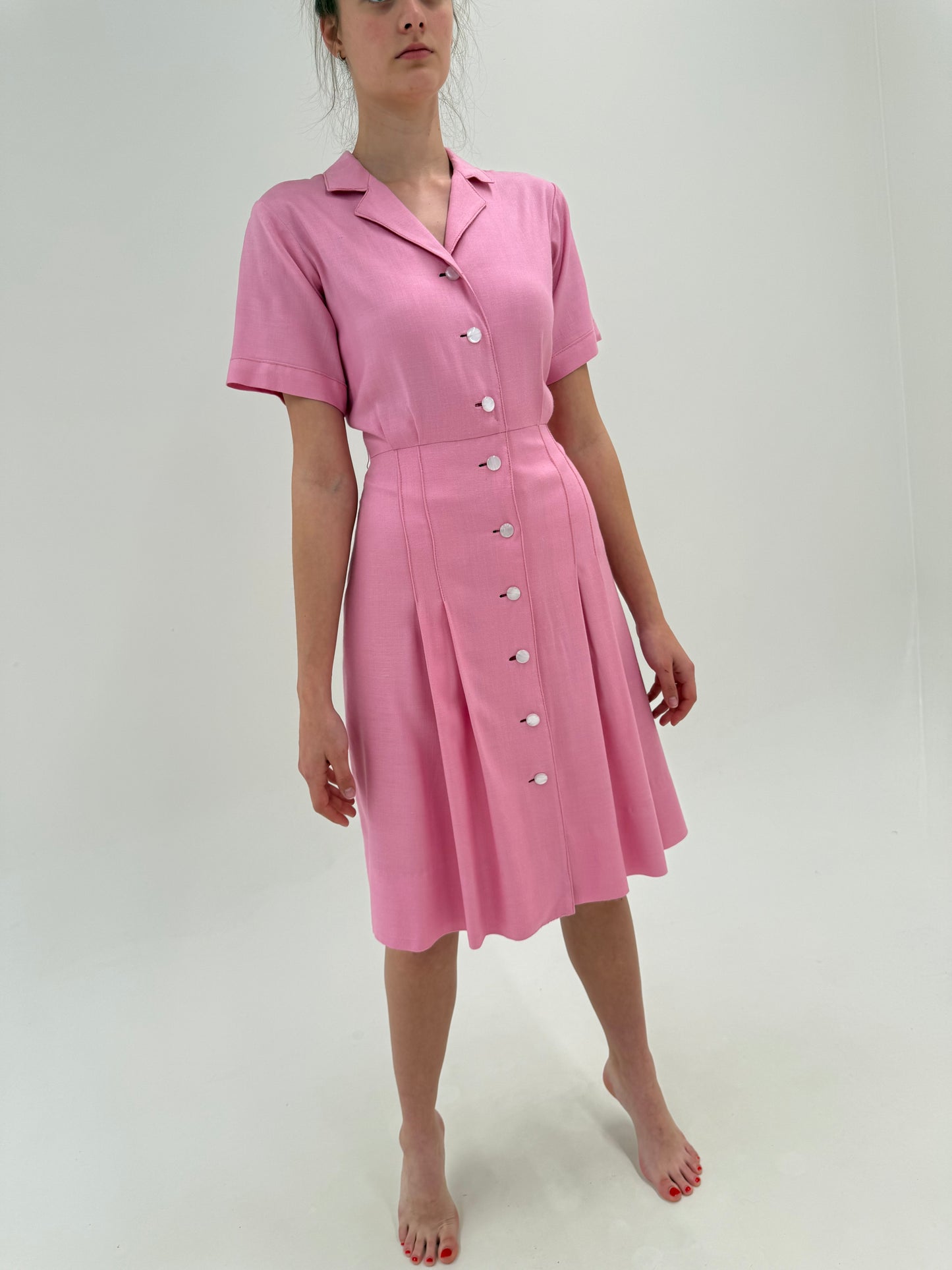Rochie powder Pink vintage în croi de ani 50 din pânză grea excepțională