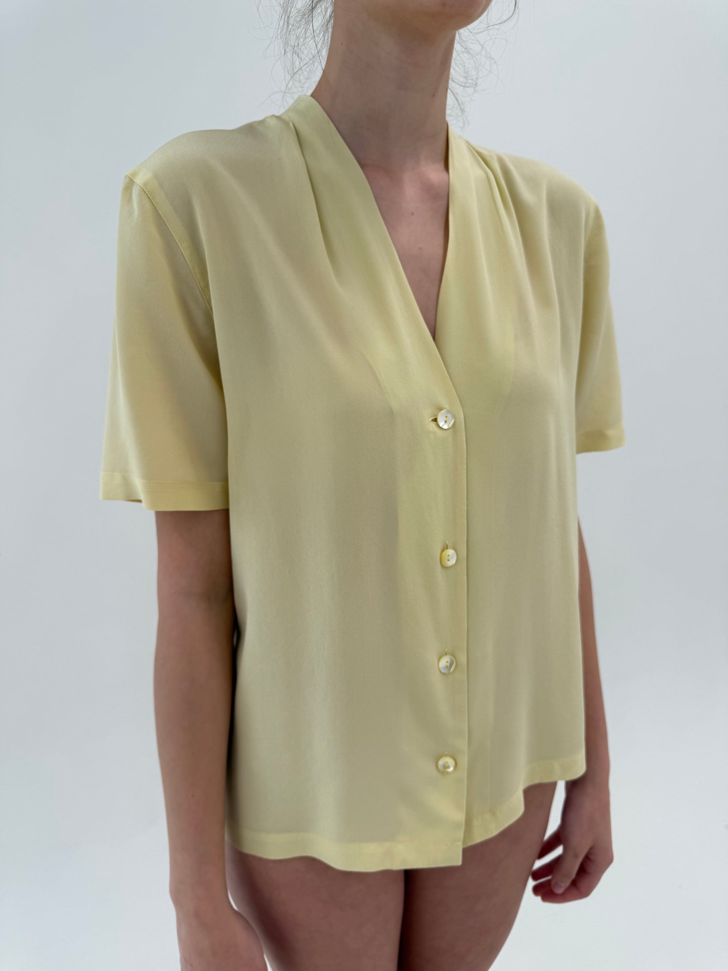 Top italian din mătase naturală butter yellow