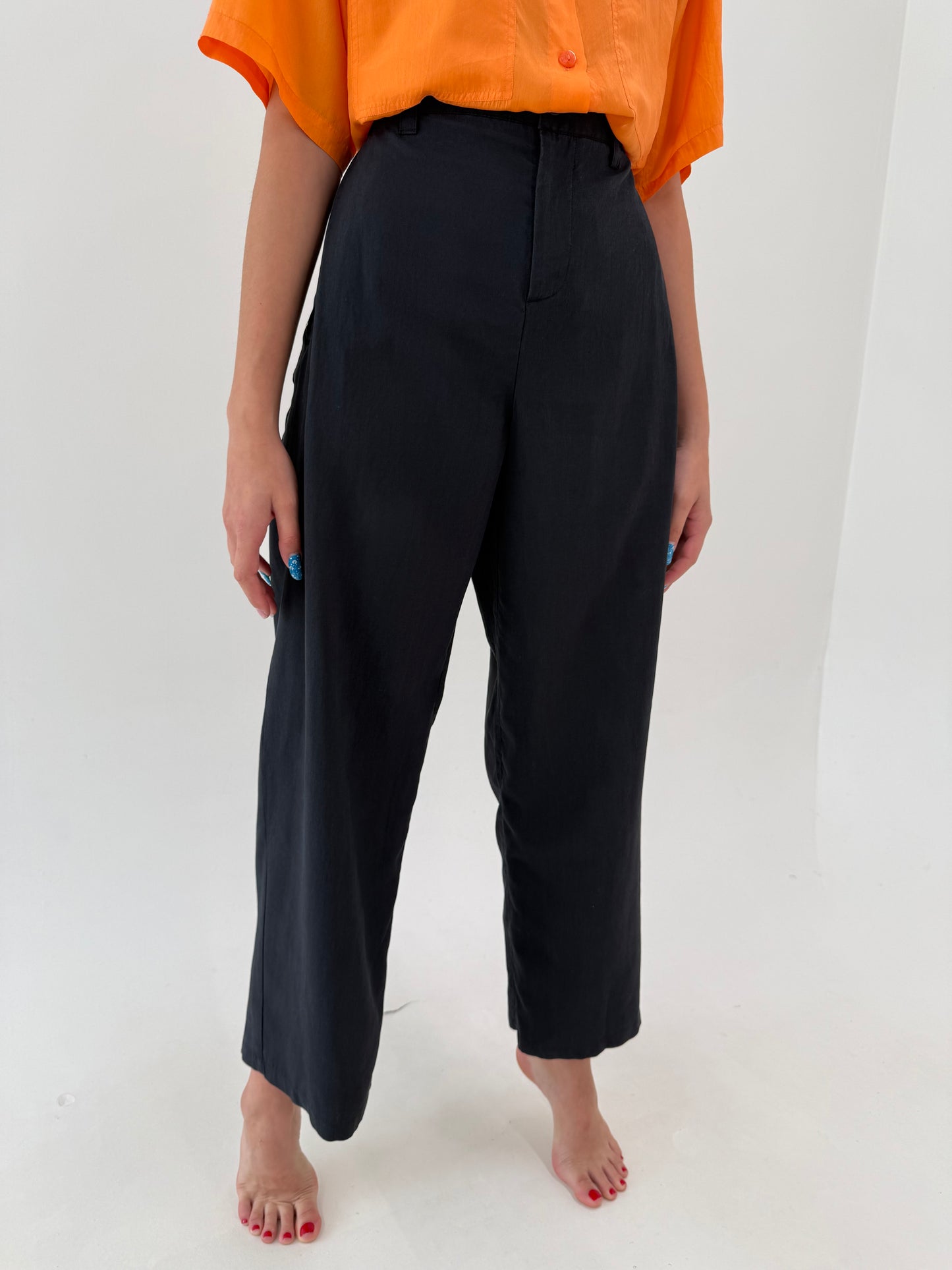Pantaloni negri din twill de bumbac cu talie ultra înaltă și solduri generoase