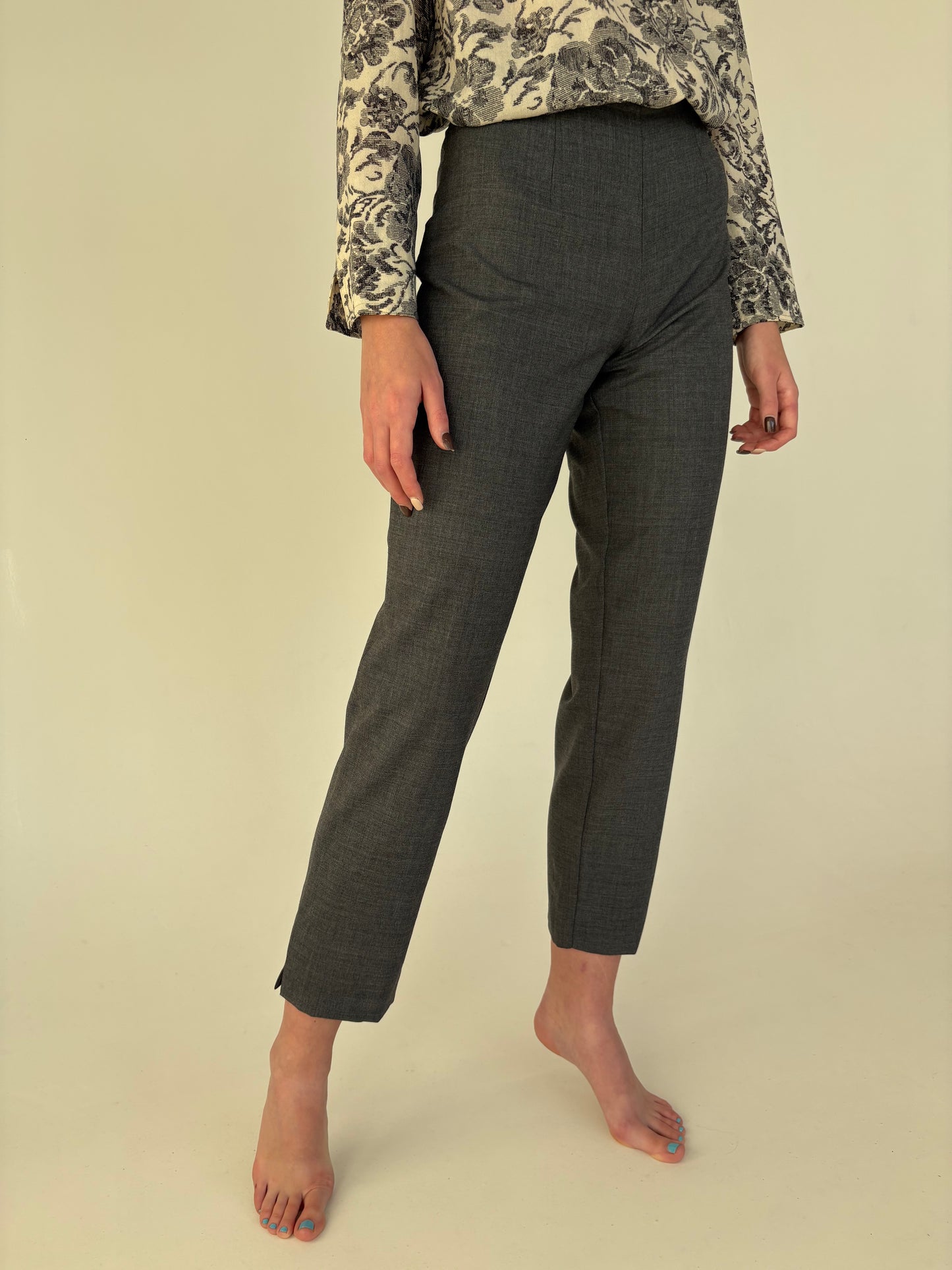 Pantaloni țigaretă italienești din lana extrafina