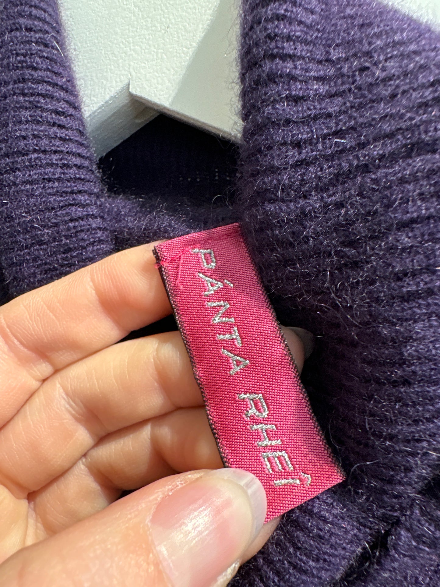 Maleta din cașmir multiply aubergine în croi cambrat