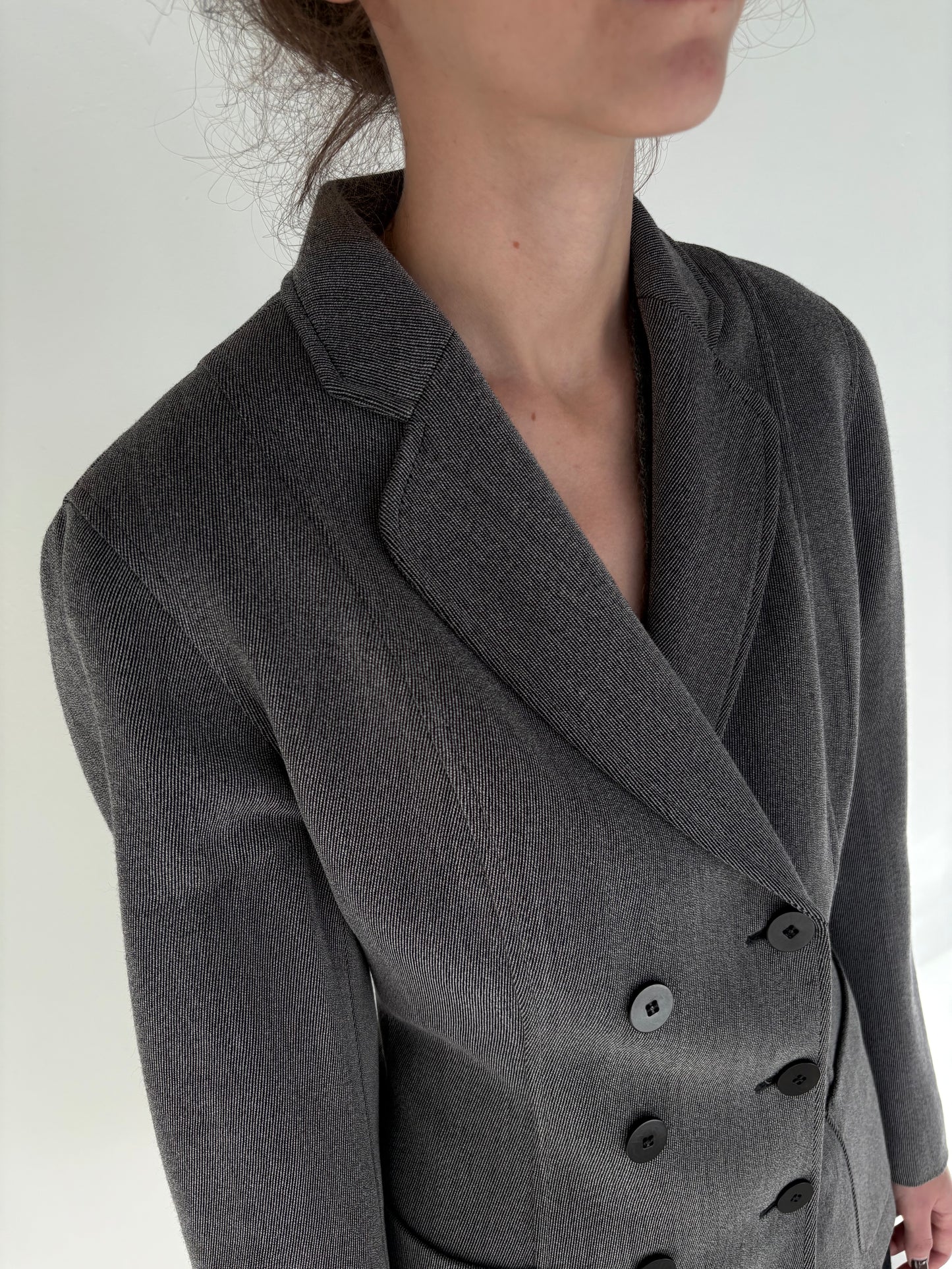 Sacou Max Mara din stofă de lana extrafina texturată cu închidere dublă