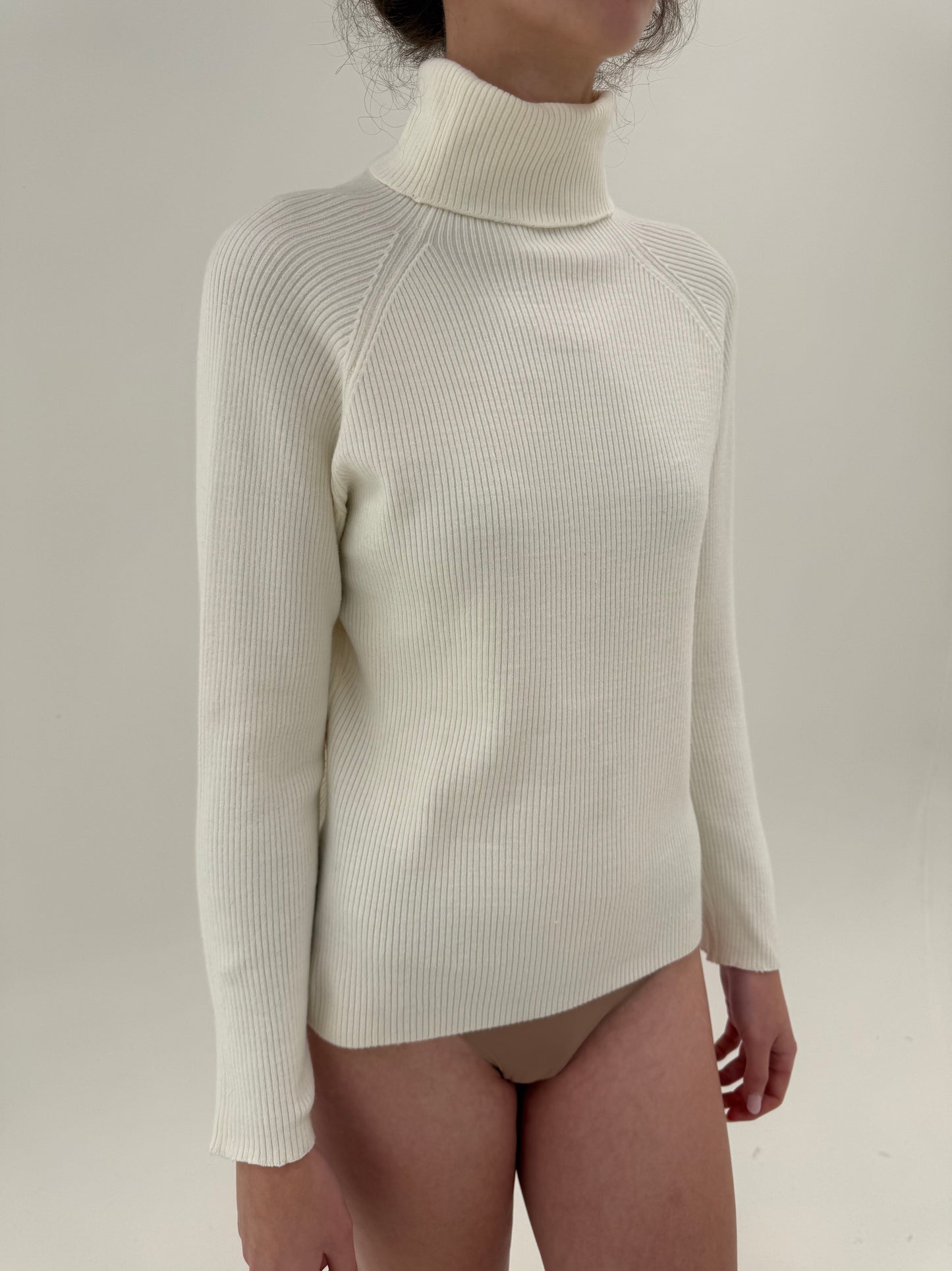 Maleta ribbed italiană butter white din lana merino extrafina