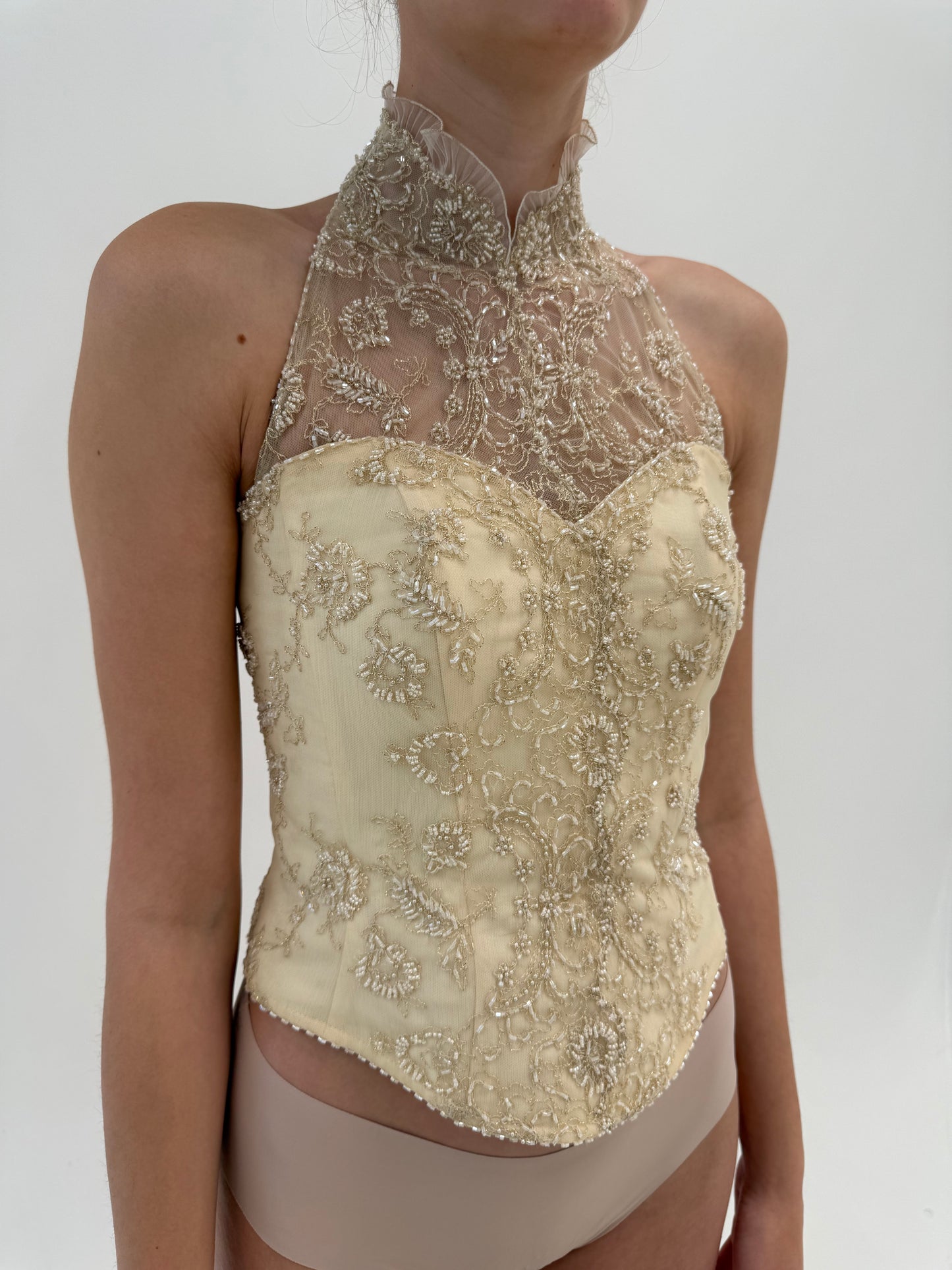 Corset couture din mătase naturală cu aplicații manauale excepționale nude
