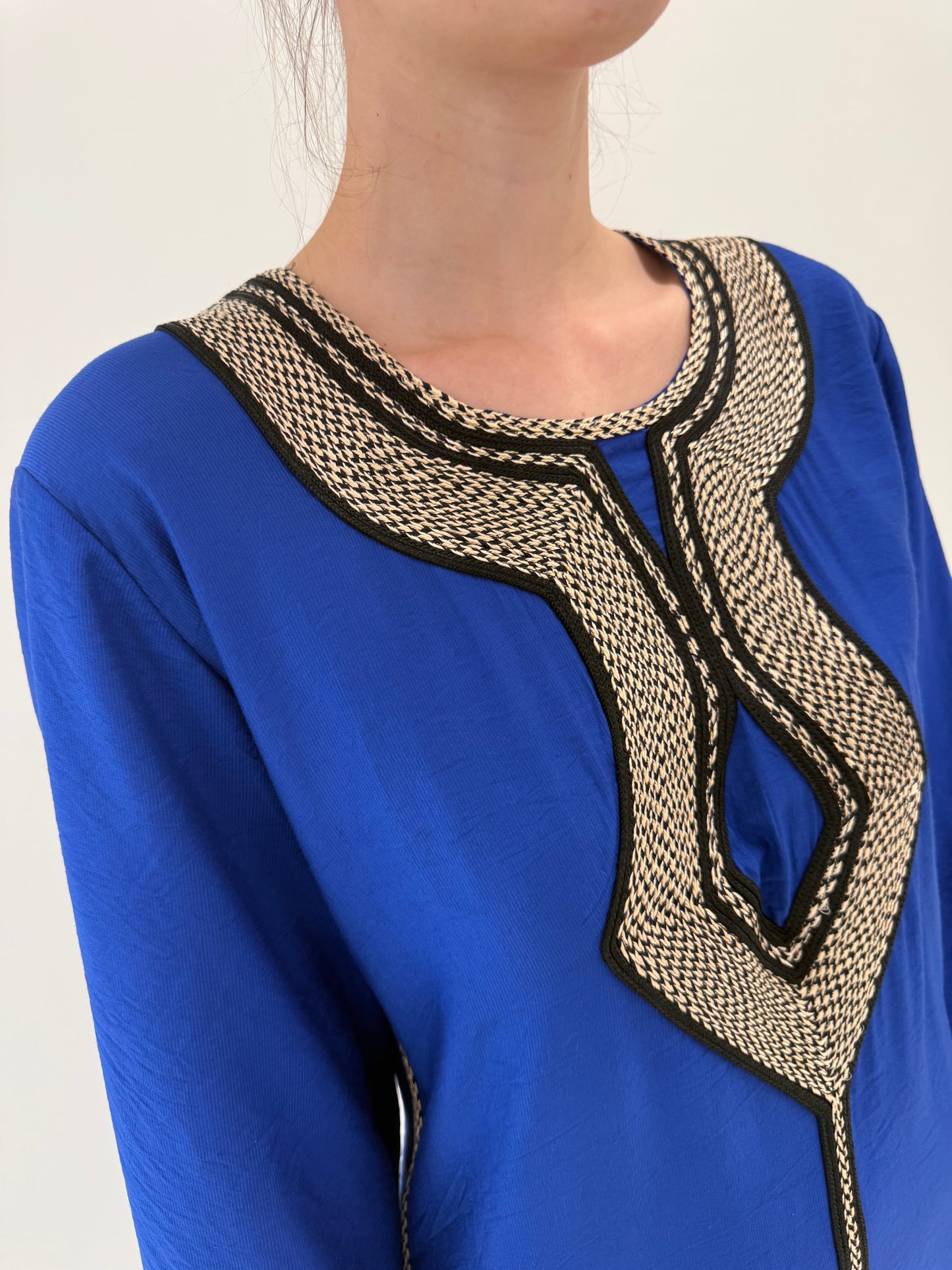 Kaftan maxi albastru regal din panzica cu detalii auriu antichizat