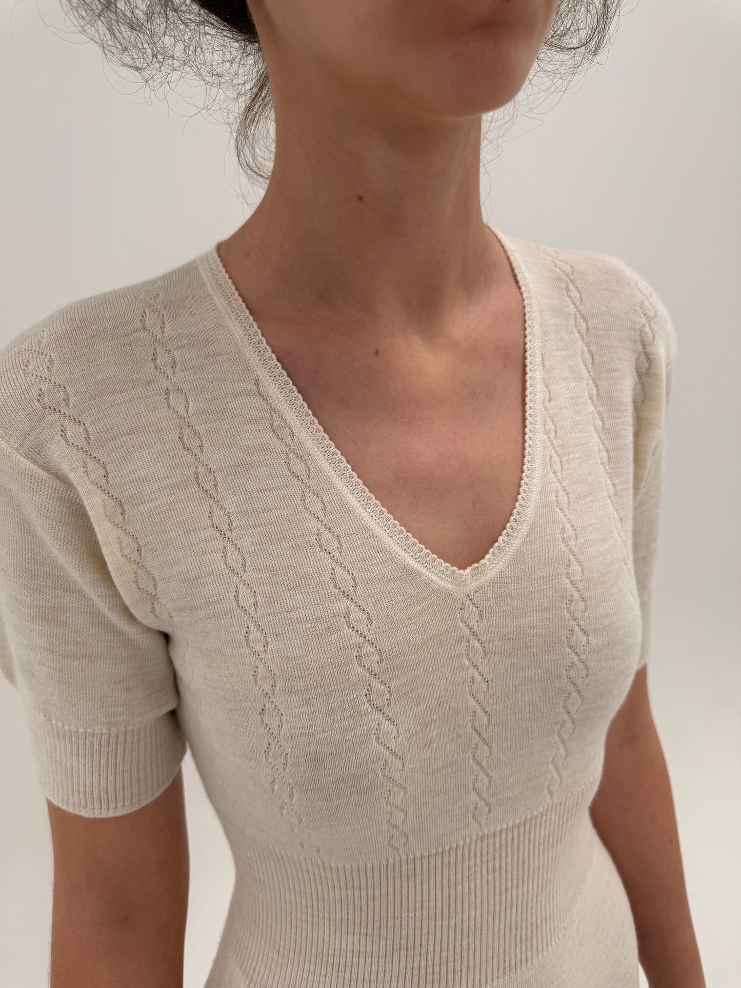 Top cambrat italian din lana extrafina irestringibila