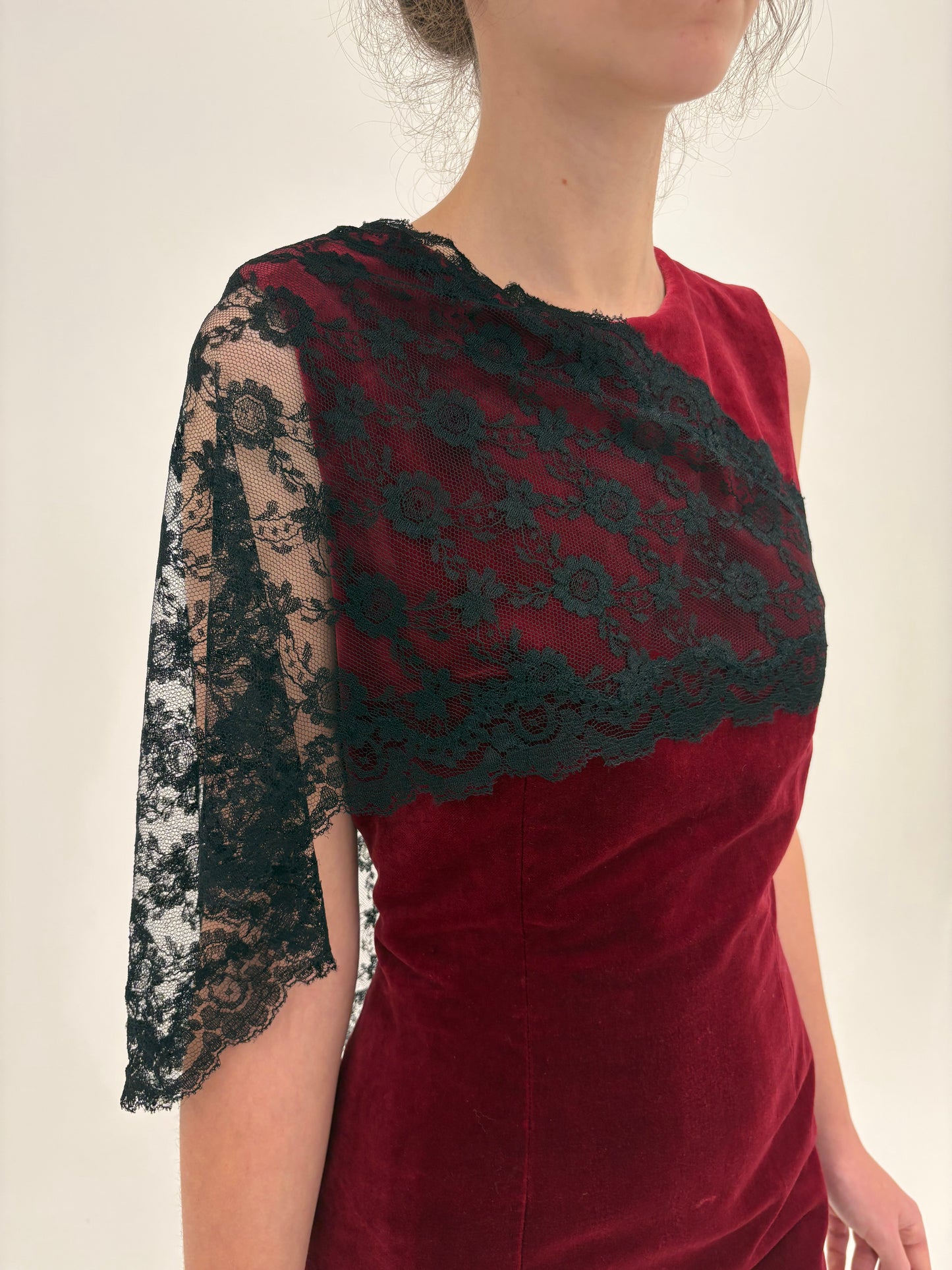 Rochie vintage din catifea excepțională de bumbac cu dantelă