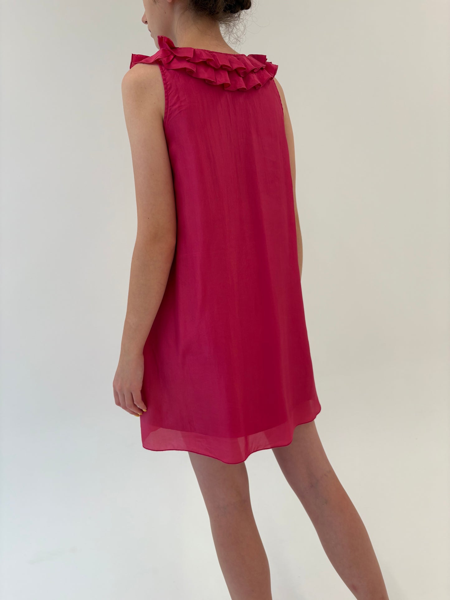 Rochie rasberry red din mătase naturală în croi lejer cu guler 3D