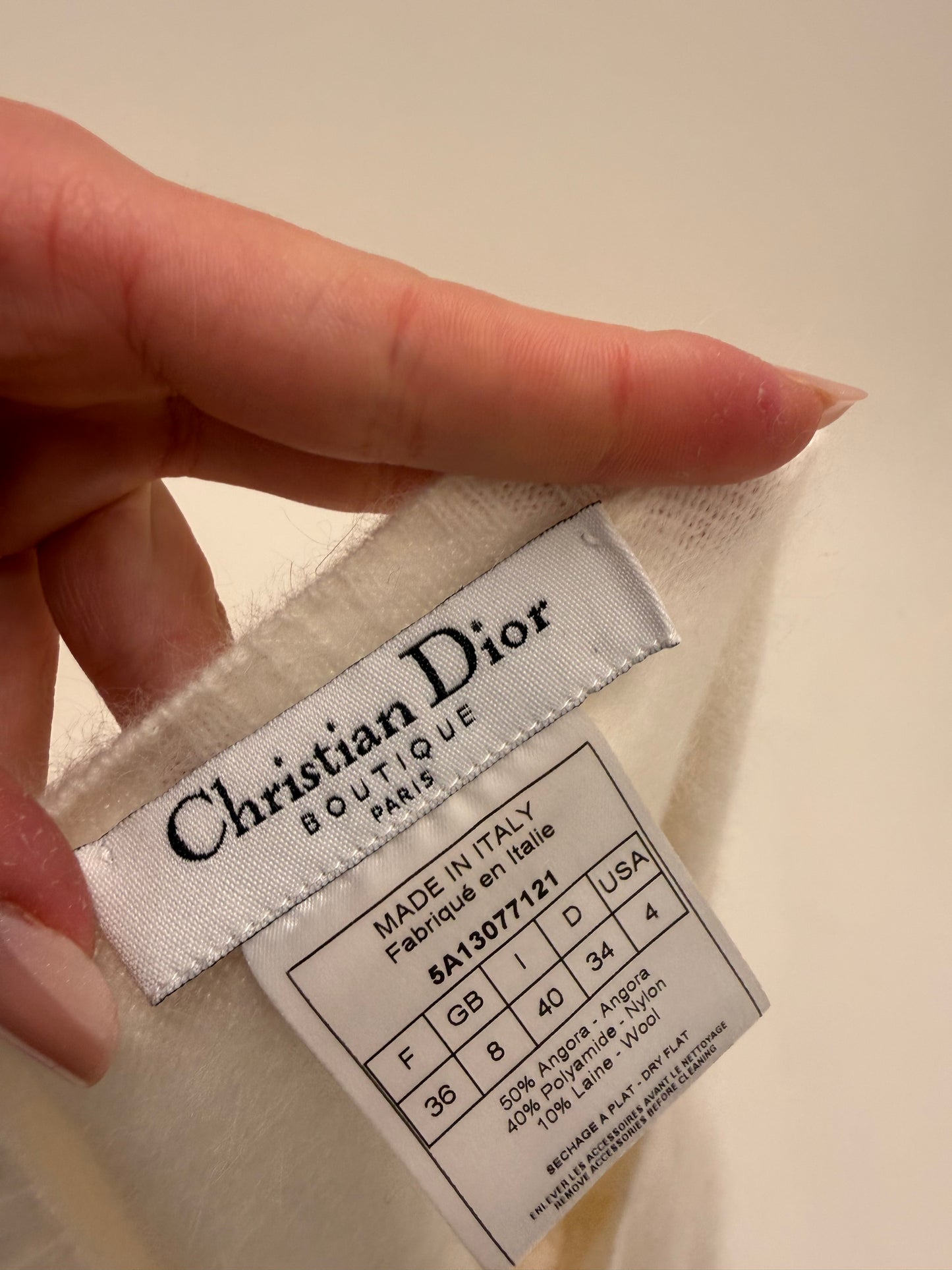 Cardigan vintage Dior cu nasturi perlă