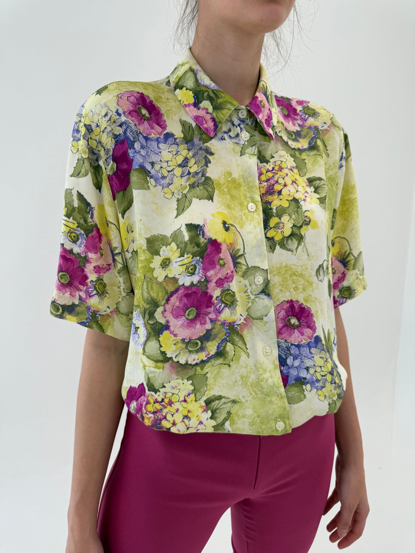 Cămașa vintage italiana cu print floral superb în culori tari