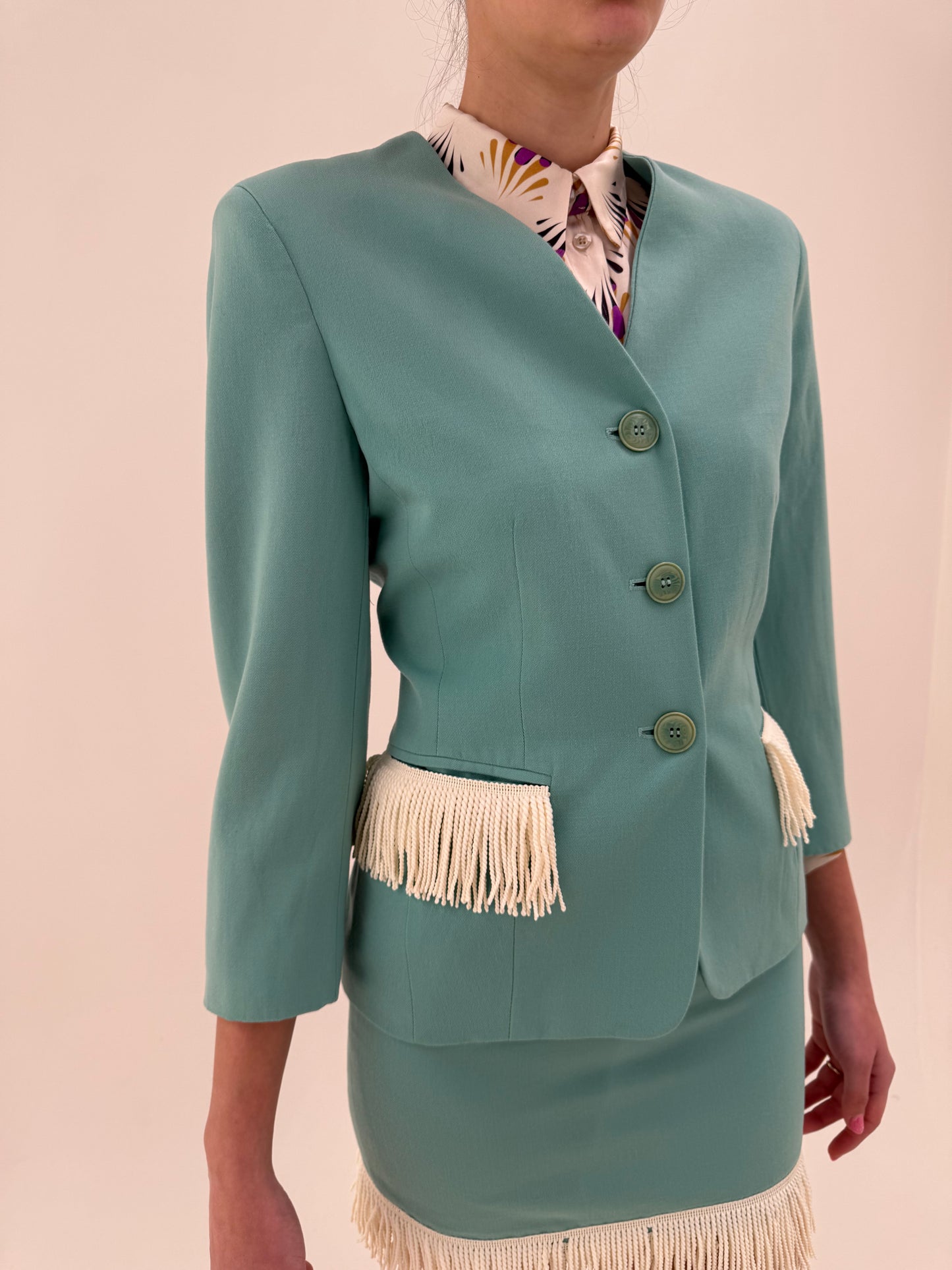 Costum Max Mara mint green de primăvară din lanita subțire cu detalii chic