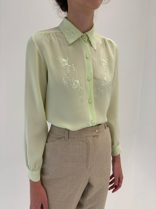 Cămașa luxury pistachio green din mătase naturală brodată manual