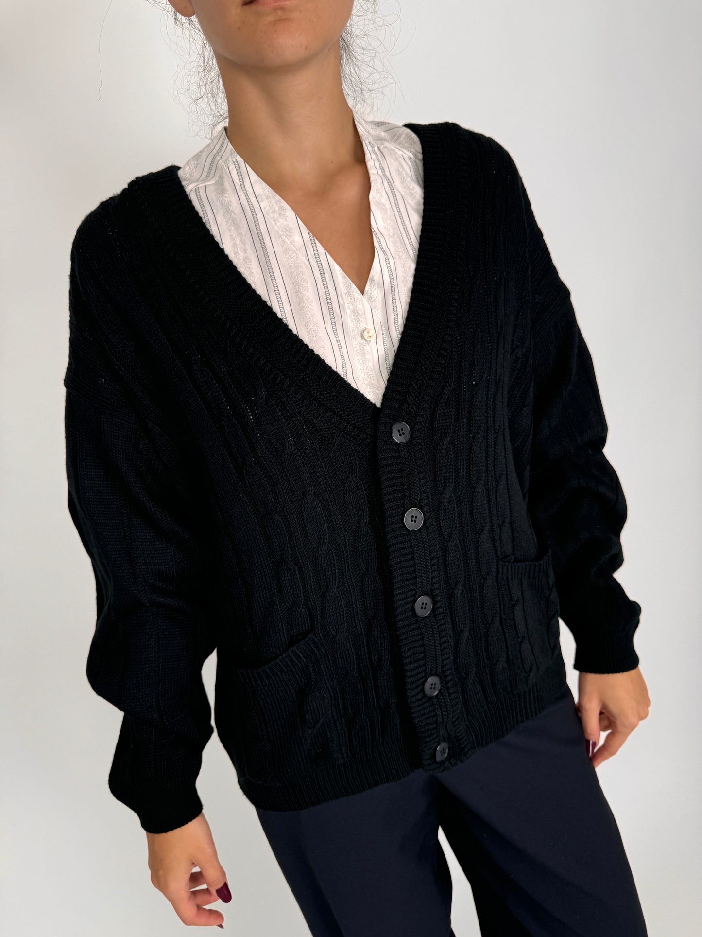 Cardigan negru italian din lana extrafina multiply