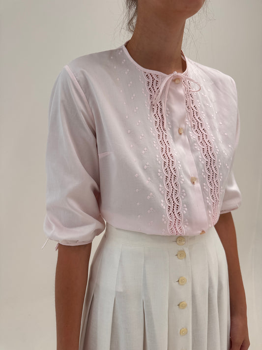 Cămașa vintage powder pink cu broderie din poplin ușor satinat premium