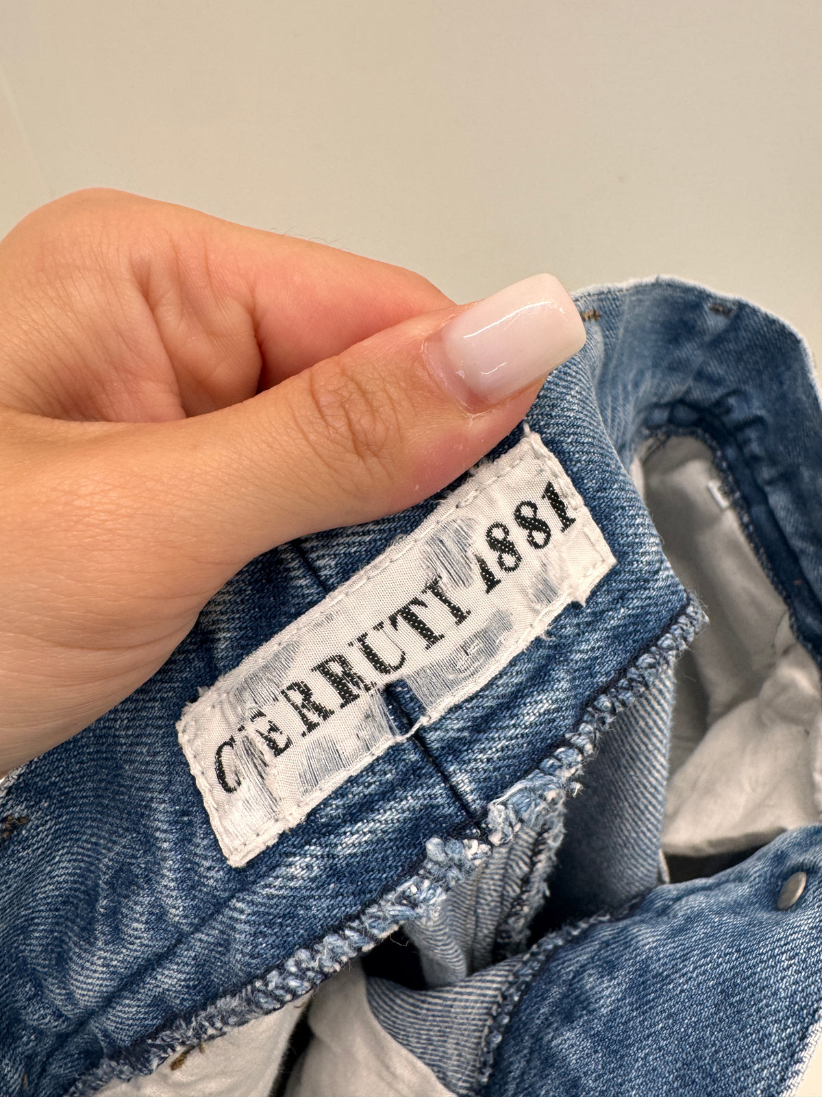 Pantaloni vintage luxury Cerutti din jeans excepțional in croi super în trend