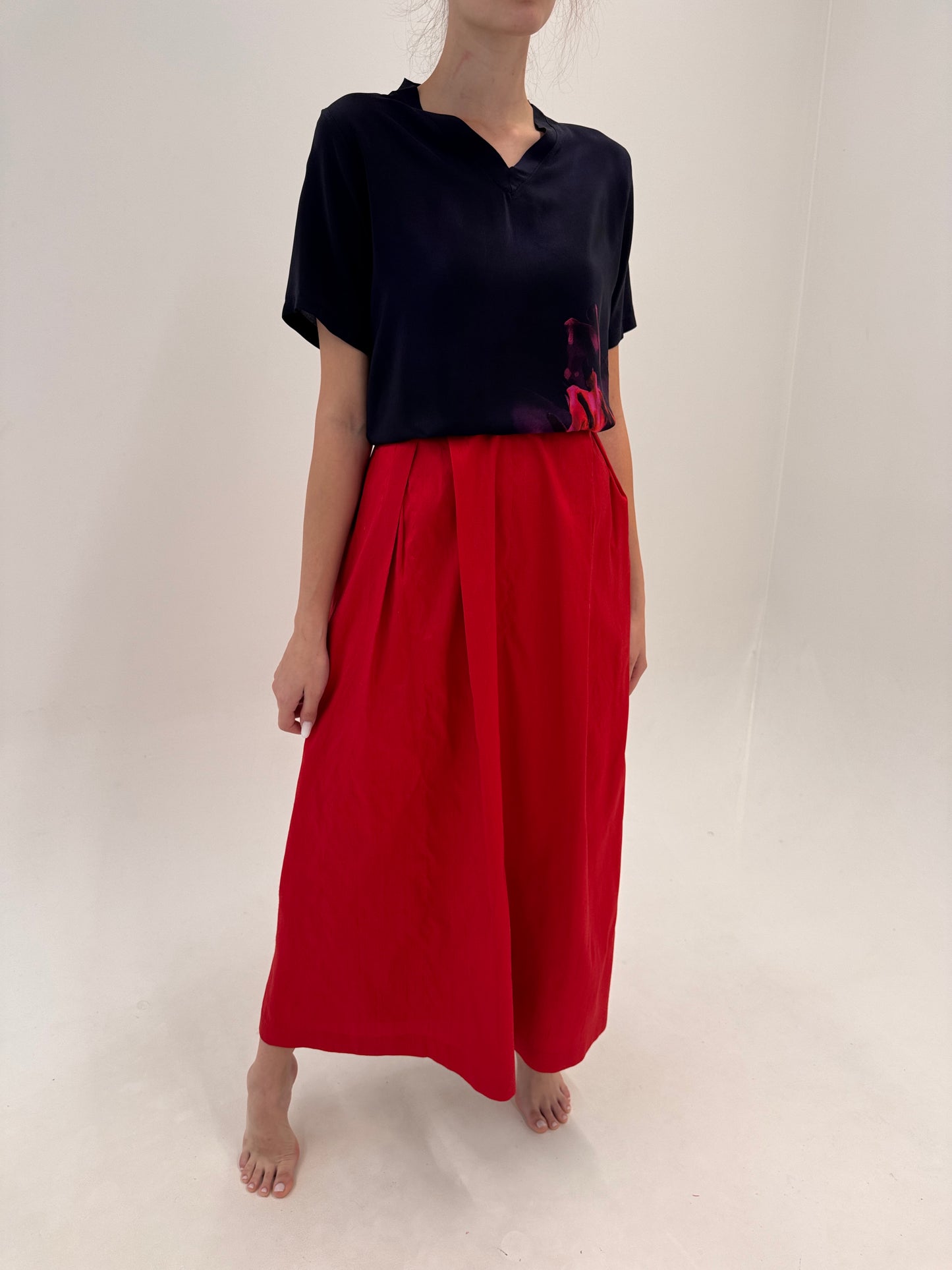 Fustă maxi tall cherry red din mătase naturală în croi amplu