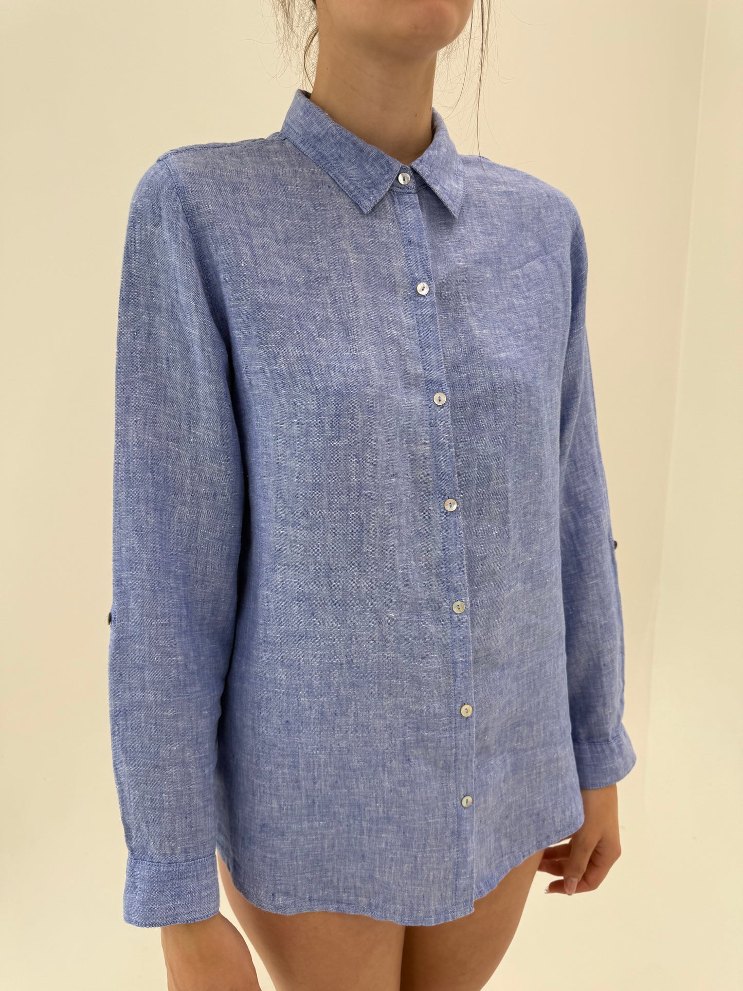 Cămașa din in premium jeans blue melanj cu alb în croi lejer