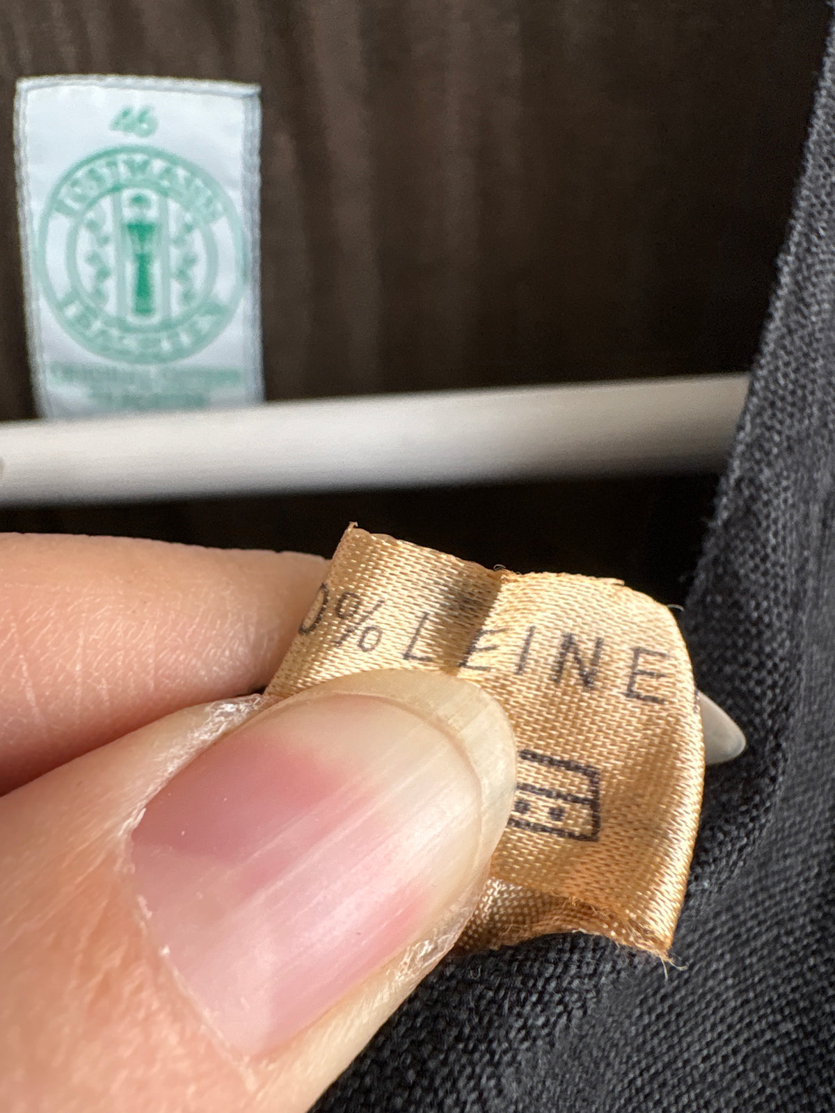 Rochie maxi neagră din in premium cu talie ultra înaltă marcată și buzunare