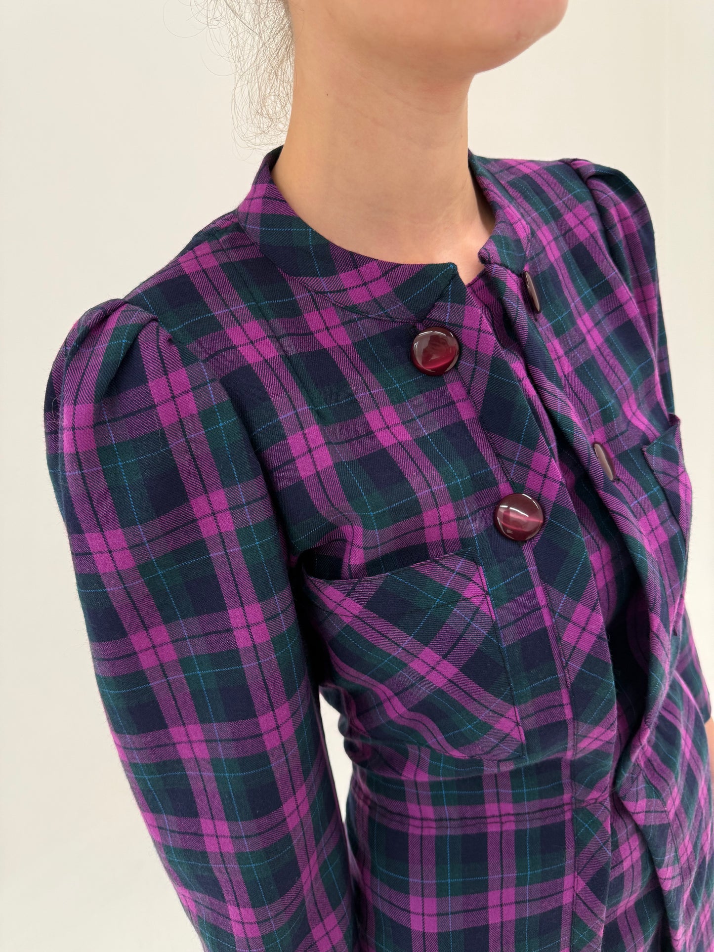 Rochie vintage în carouri din lana extrafina cu talie marcată elastică