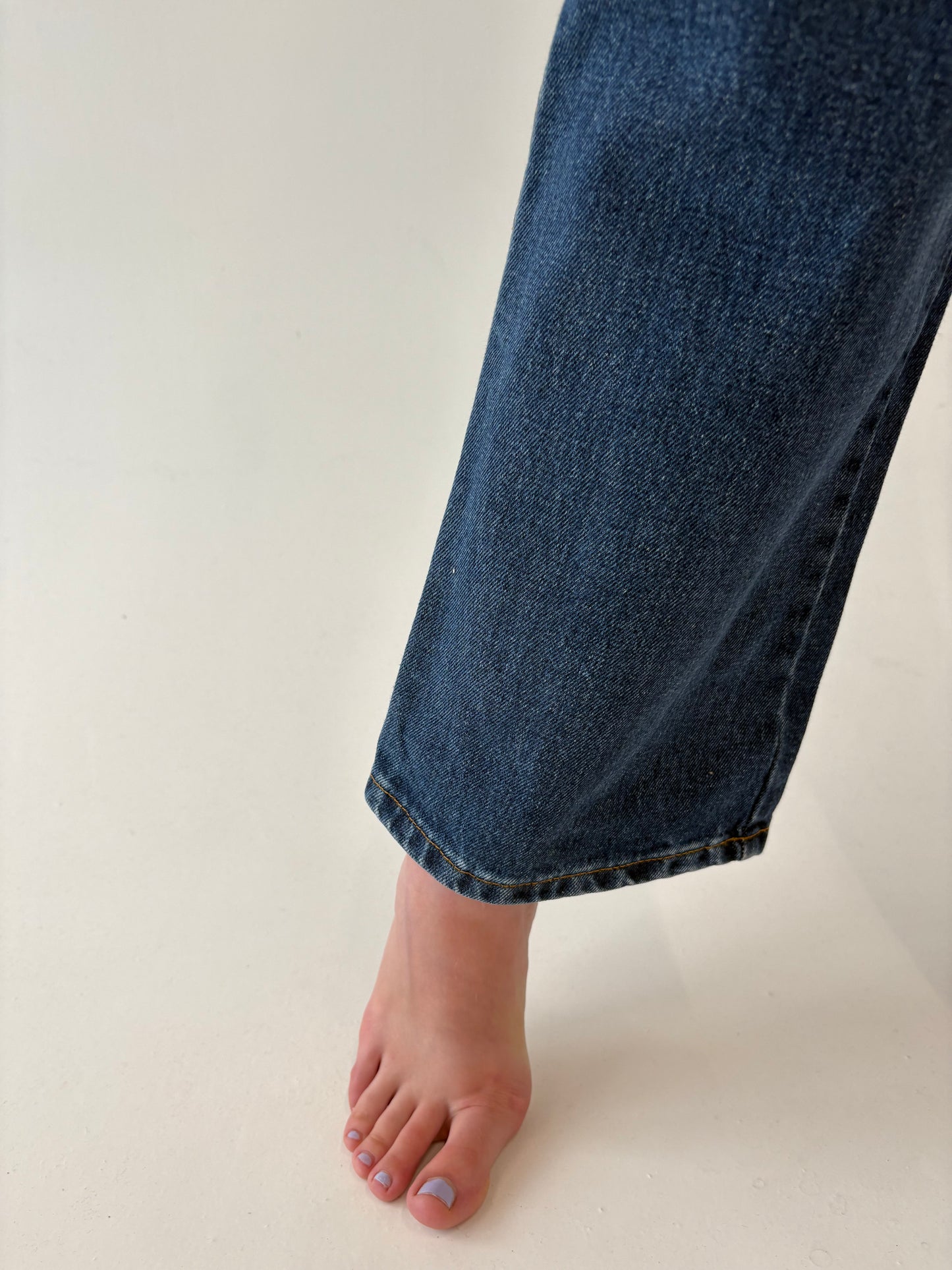 Jeans vintage premium dark wash din bumbac gros structurat