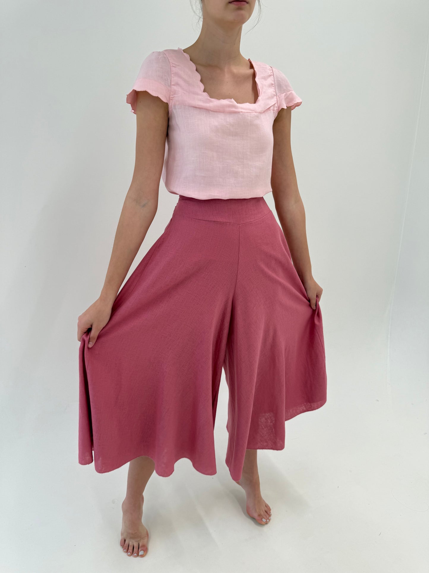 Pantaloni palazzo cu talie elastică din pânză cu în dark rose pink