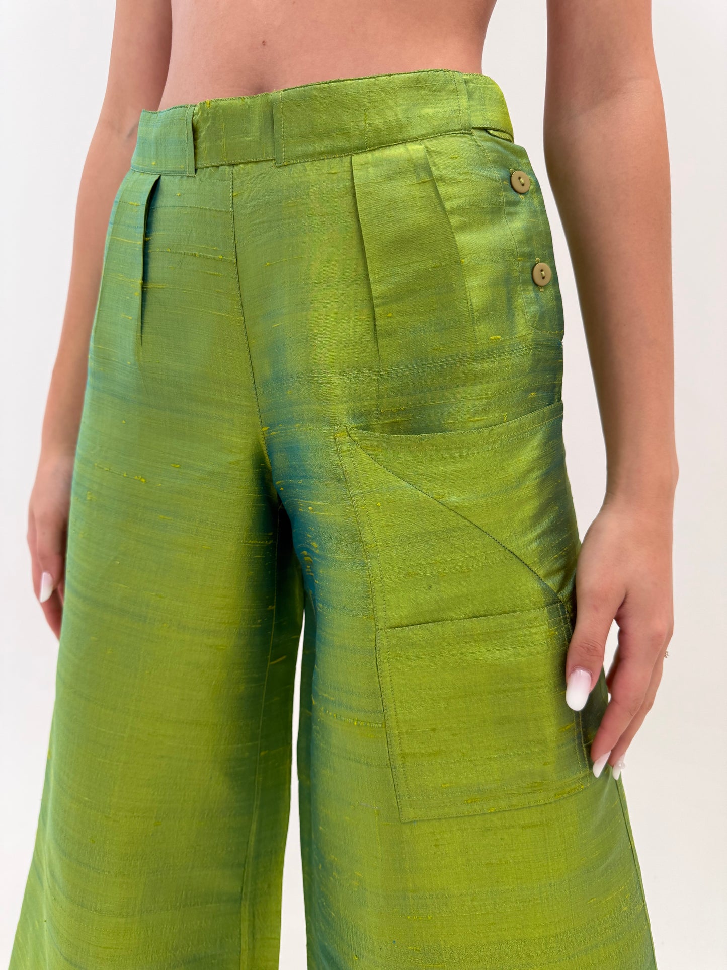 Pantaloni palazzo perlati verde crud cin mătase naturală