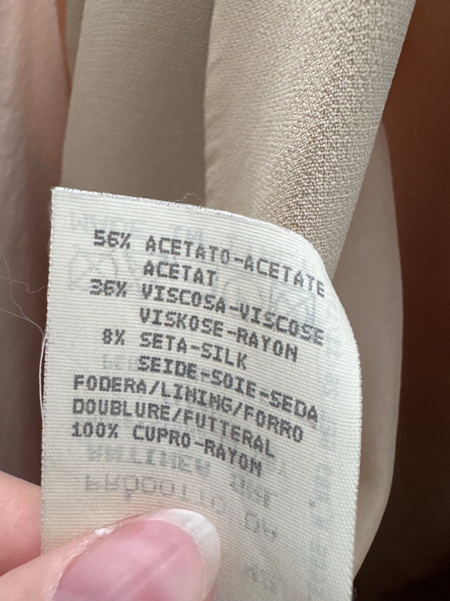 Sacou cambrat Armani camel in croi clasic atemporal din mix de mătase naturală