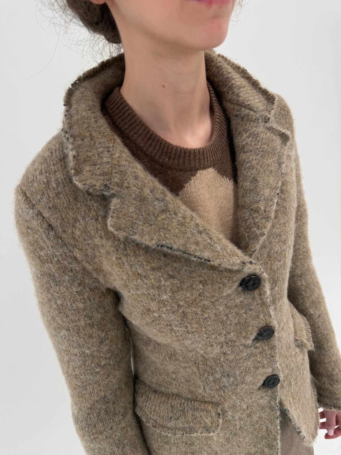 Sacou cambrat din boiled wool gris melanj camel cu gri