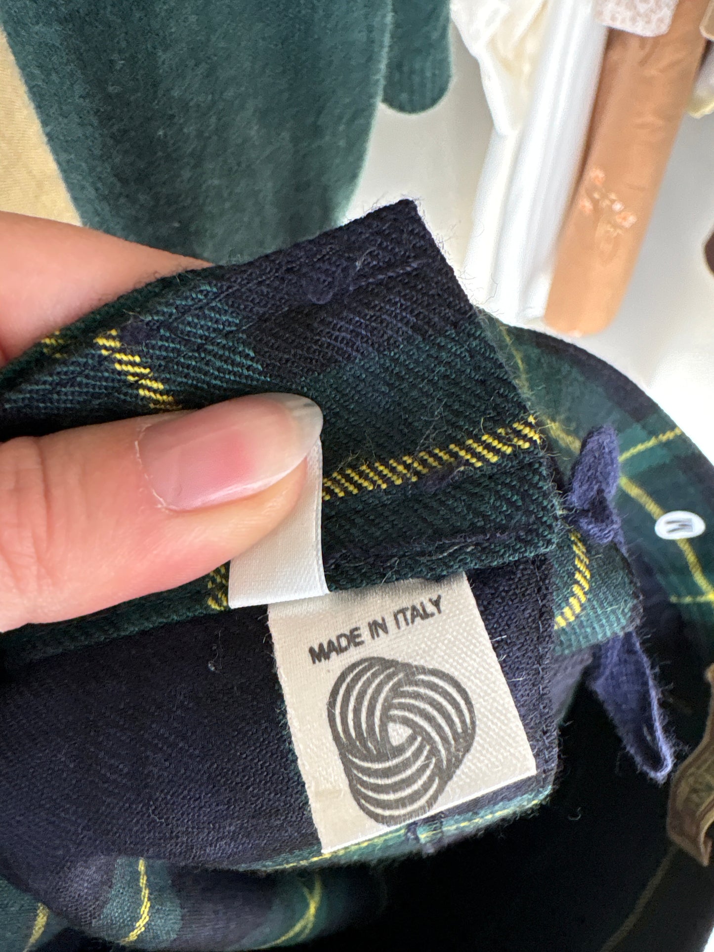 Fustă plisată din Tartan de lana pura certificată în croi parte peste parte