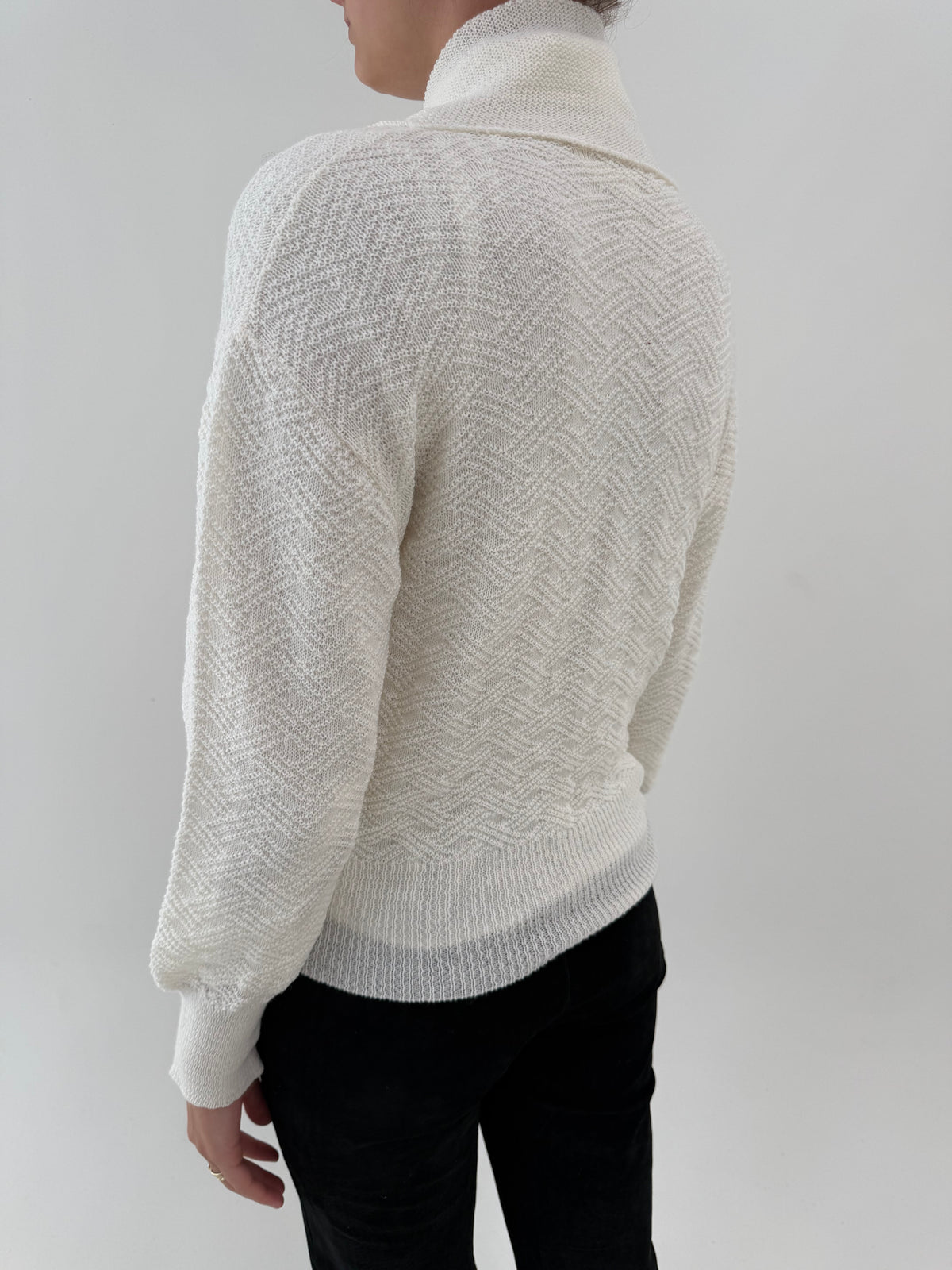 Cardigan vintage italian cu mâneci ample și manșete înalte din lana extrafina
