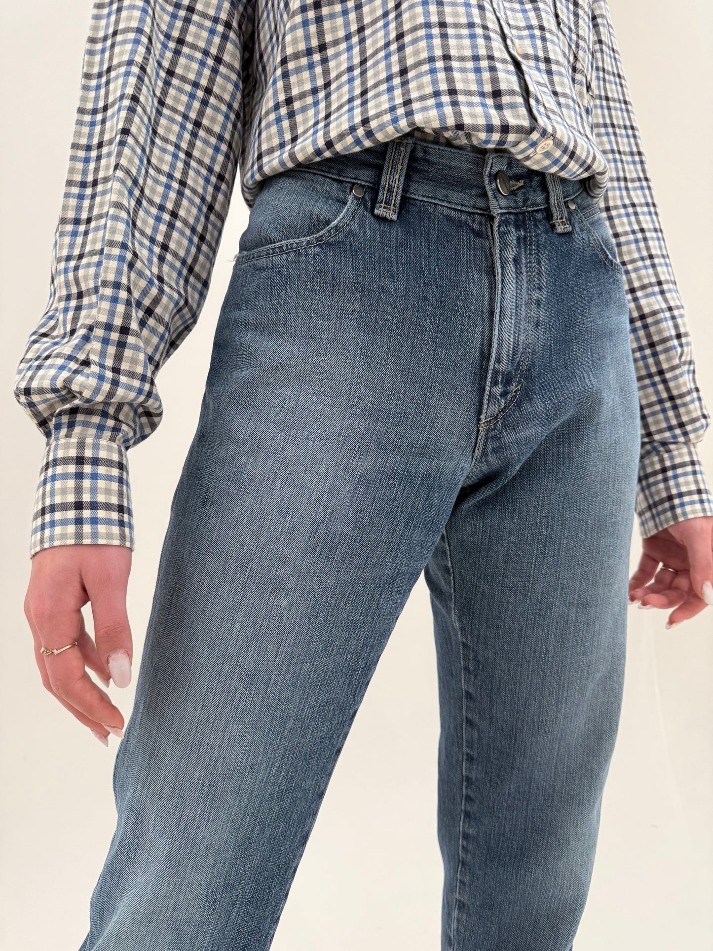 Jeans Burberry tall in croi clasic și classic wash