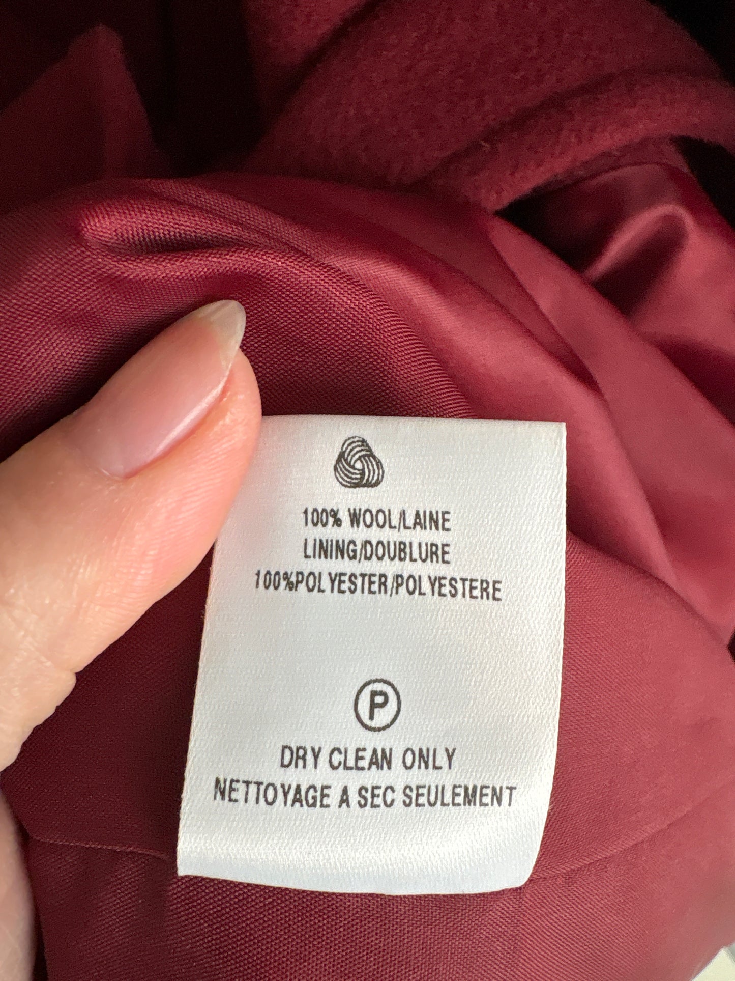 Palton burgundy din stofă extrafina de lana certificată ușor structurată