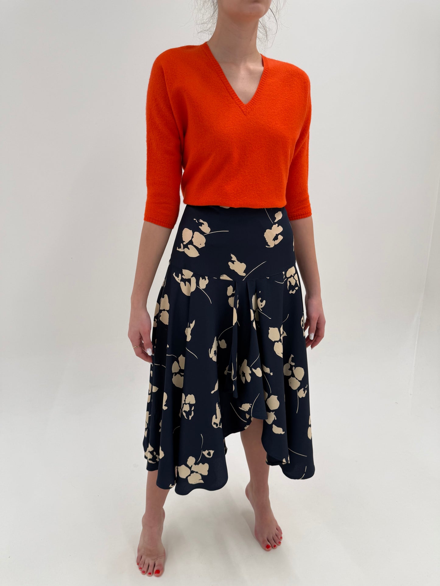 Fustă Navy cu print floral camel în croi ultra chic și talie ultra înaltă