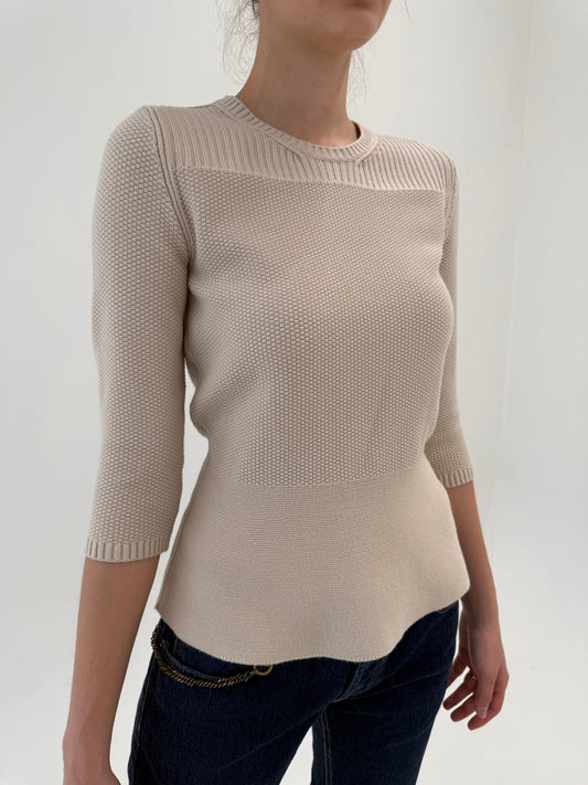 Soft knit Hugo Boss cambrat cu peplum soft beige