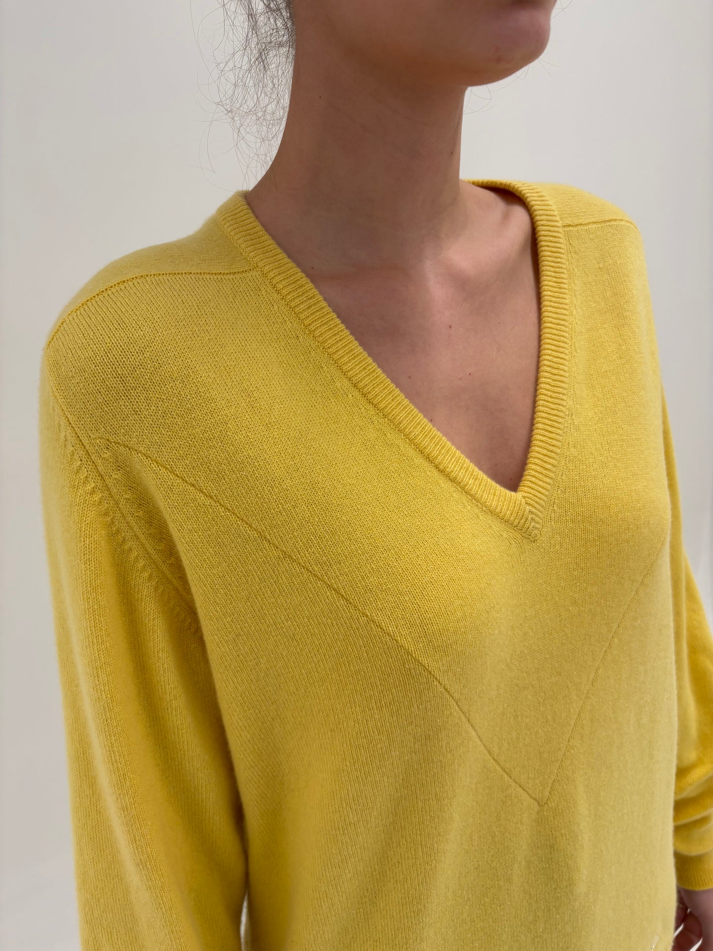 Pulover tall Burberry vintage din cașmir excepțional scoțian lemon yellow