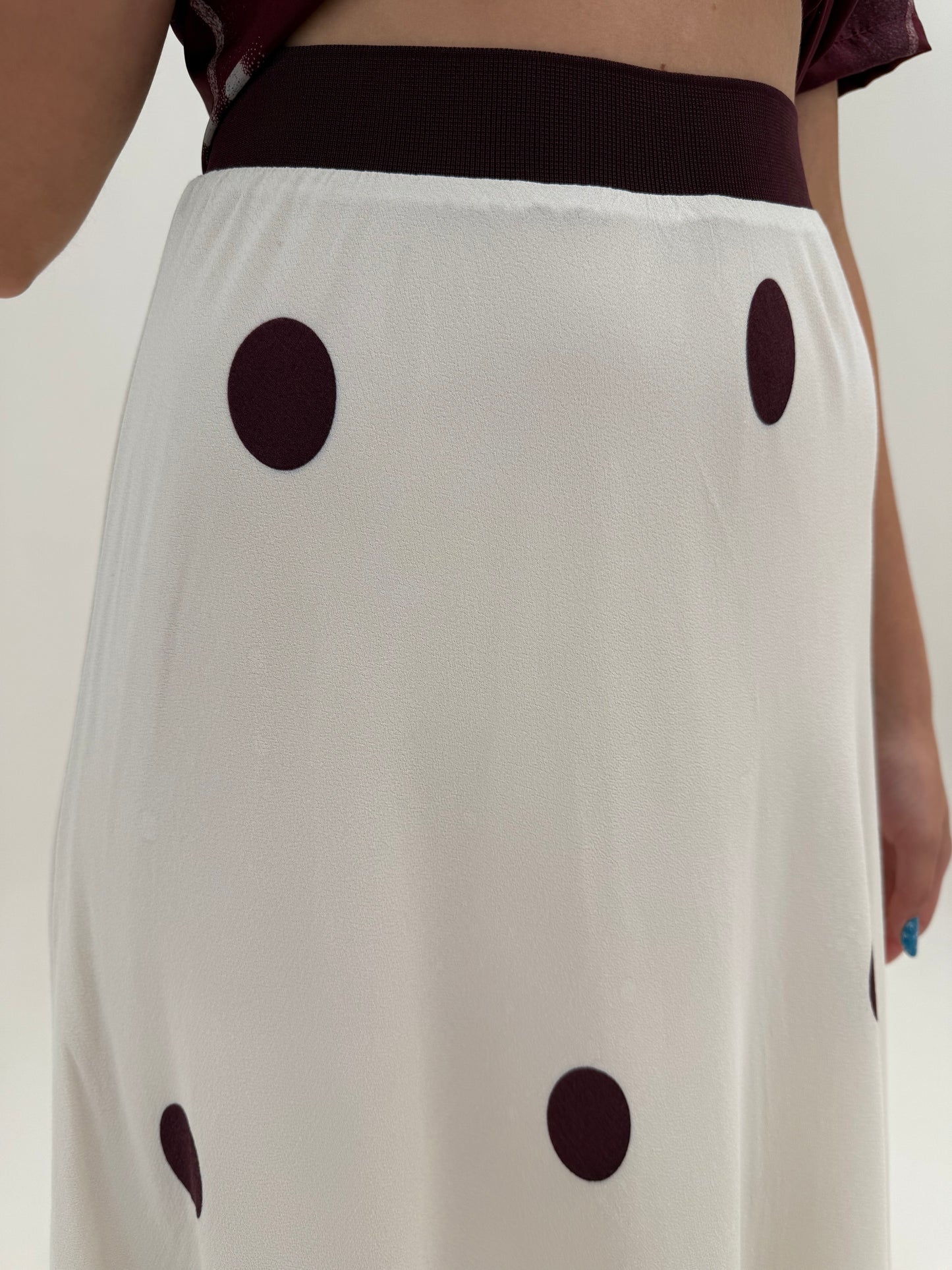 Fustă maxi cu buline plum cu talie ultra înaltă elastică în bie