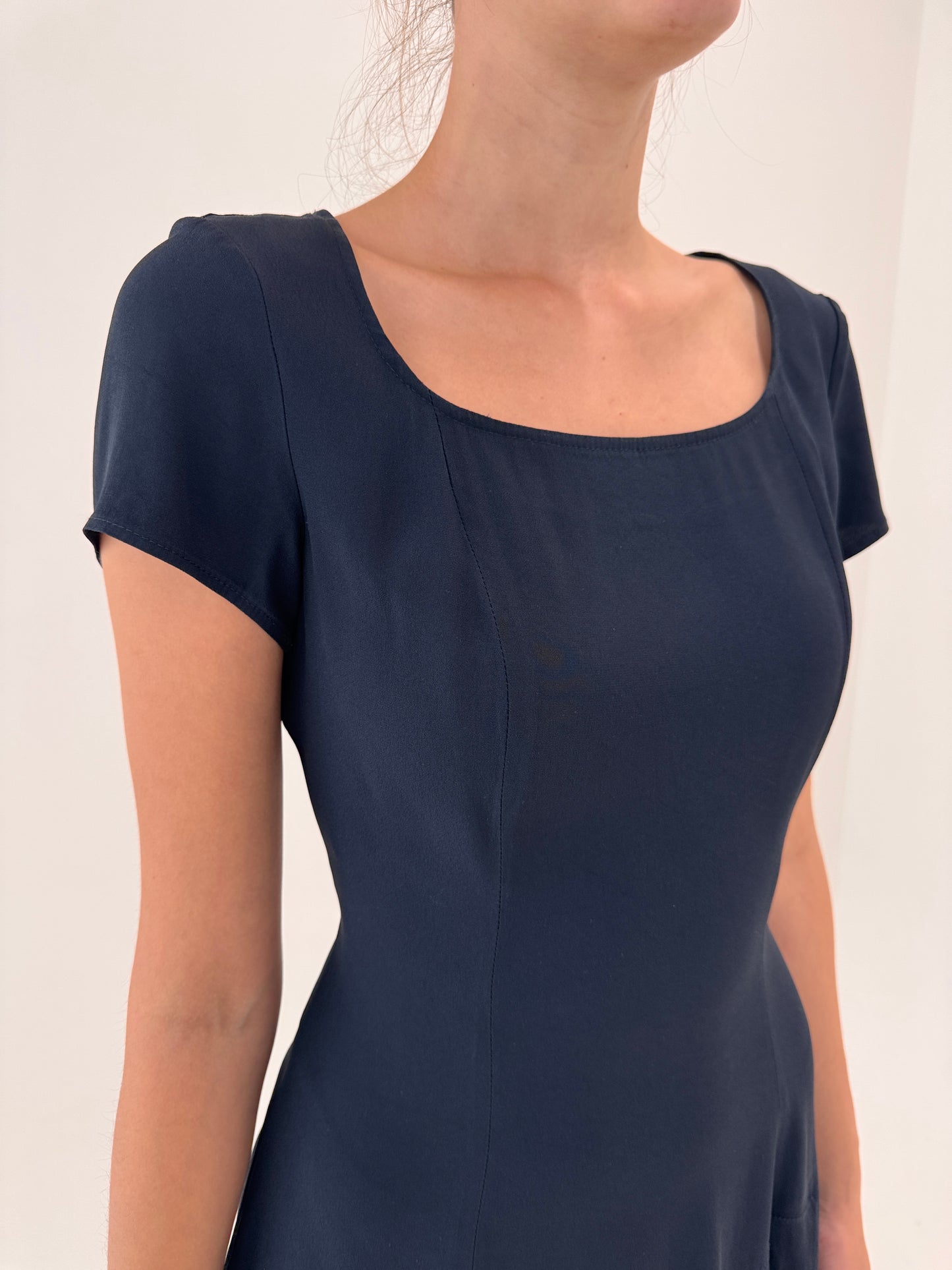 Rochie Max&Co by Max Mara din crep modelator ușor structurat