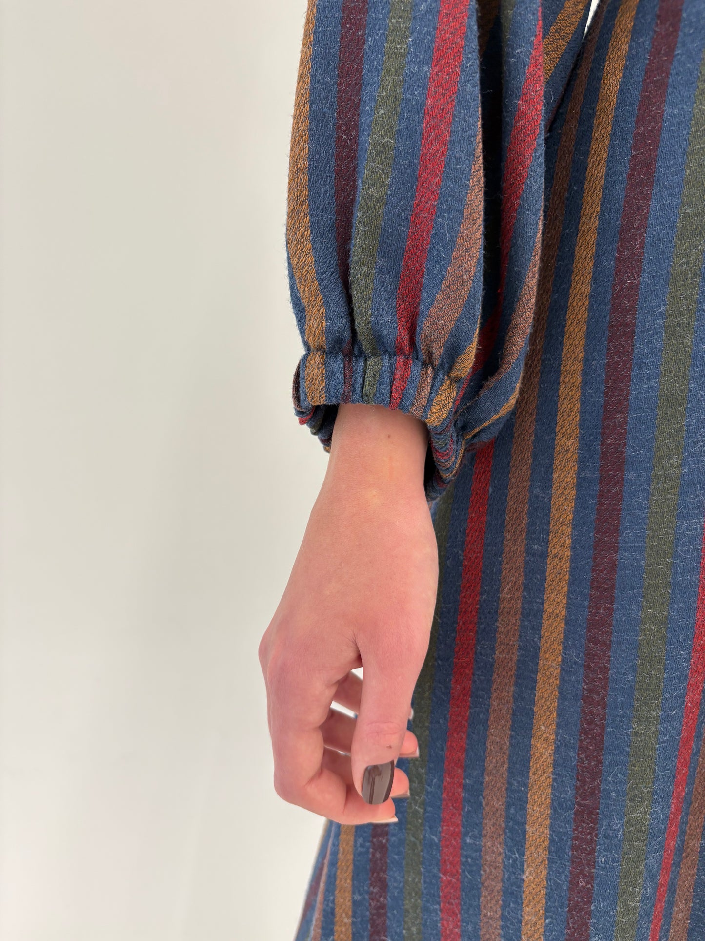 Rochie maxi old vintage sfârșit de ani 70 din lana extrafina cu talie reglabilă