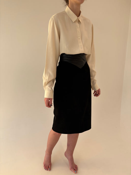 Fustă din piele naturală cu talie ultra ultra marcată superbă