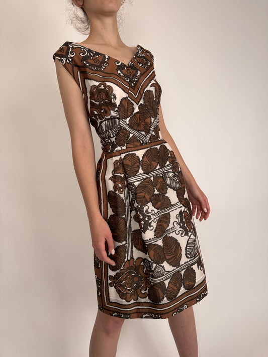 Rochie vintage în croi de ani 50 cu talie ultra marcată