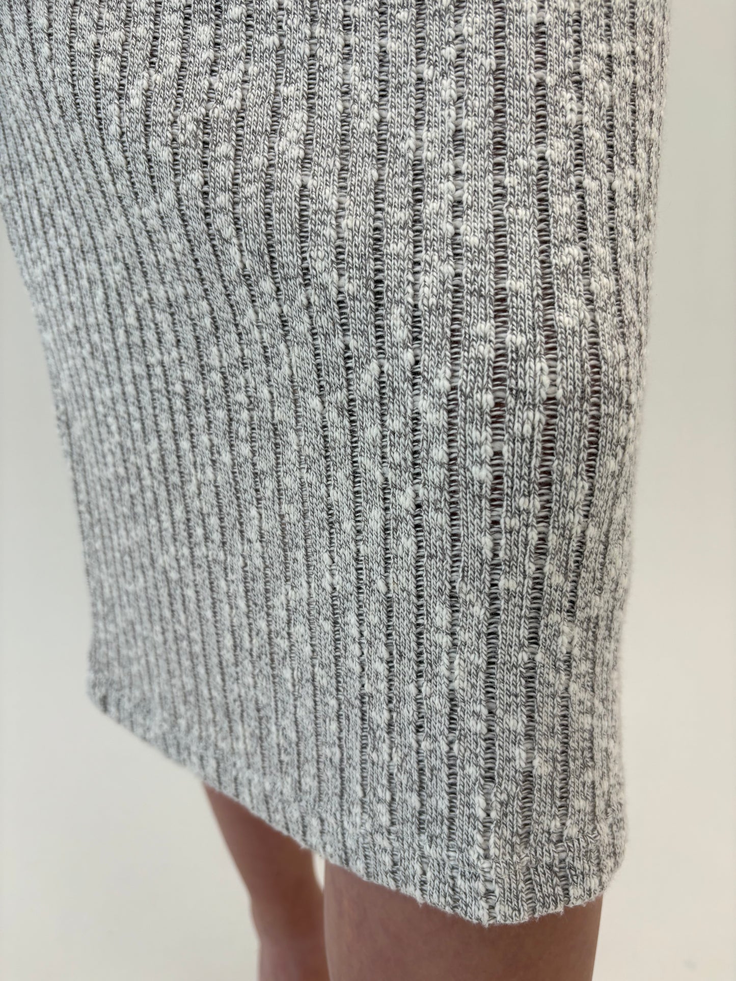 Fustă midi spre maxi din jerse de lana extrafina cu talie ultra înaltă