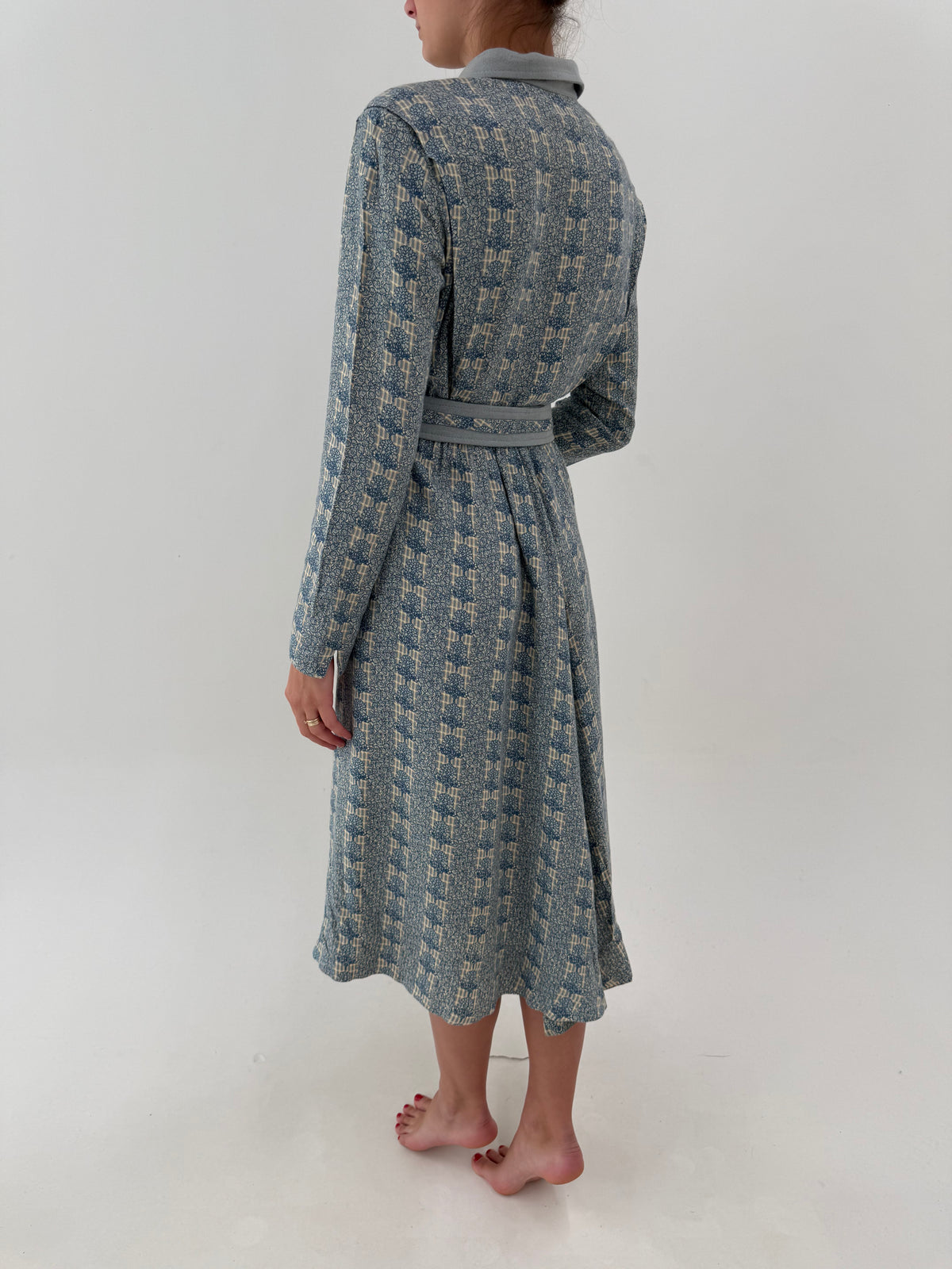 Rochie vintage camel cu centura cu aplicații metalice în stil Gucci și print baby blue