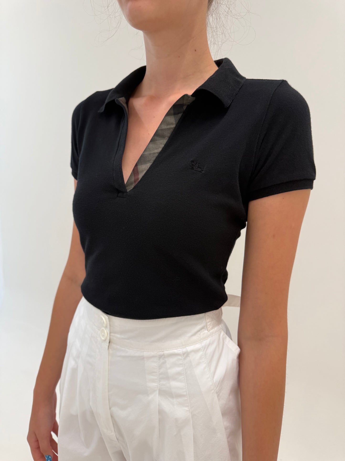 Top polo Burberry negru din bumbac de gramaj mare modelator