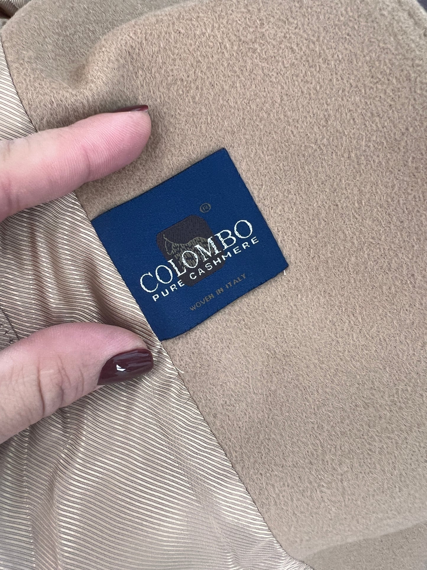 Paltonas camel din stofă ultra luxury Colombo de cașmir