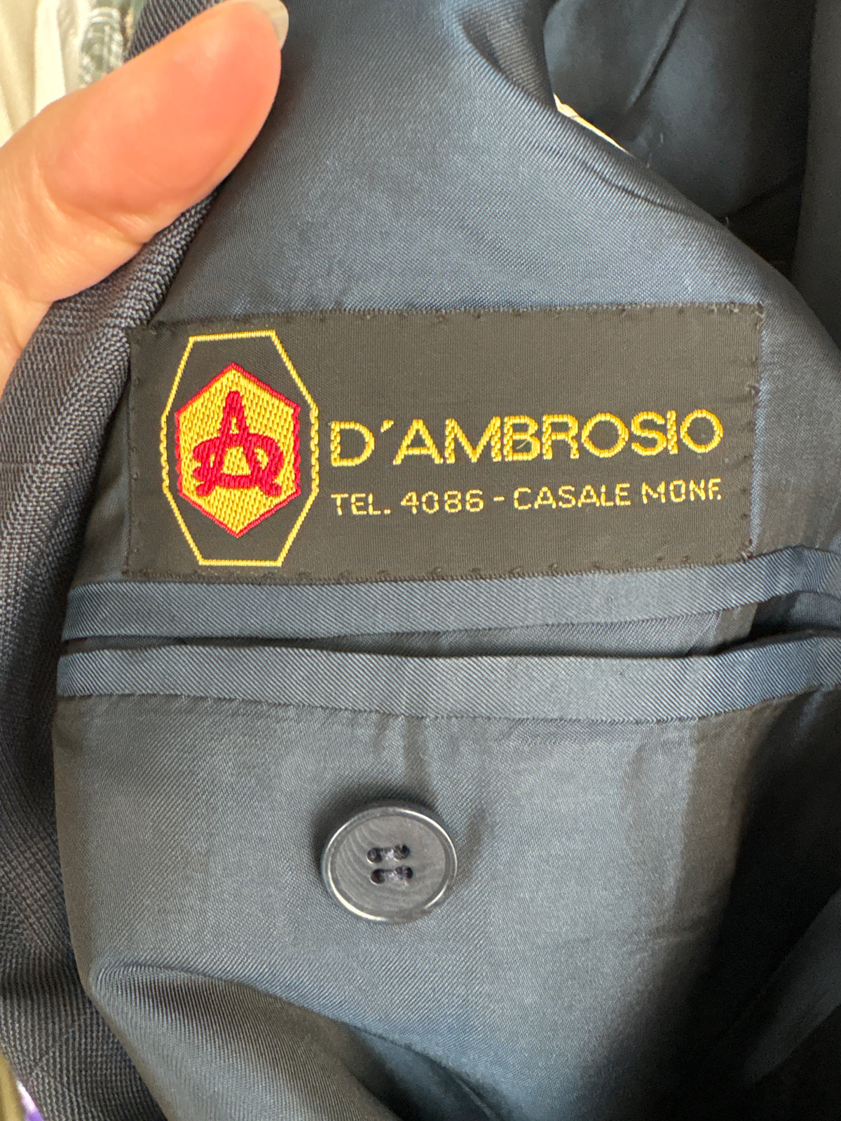 Costum high end sartorial italian din cea mai fină stofita de lana