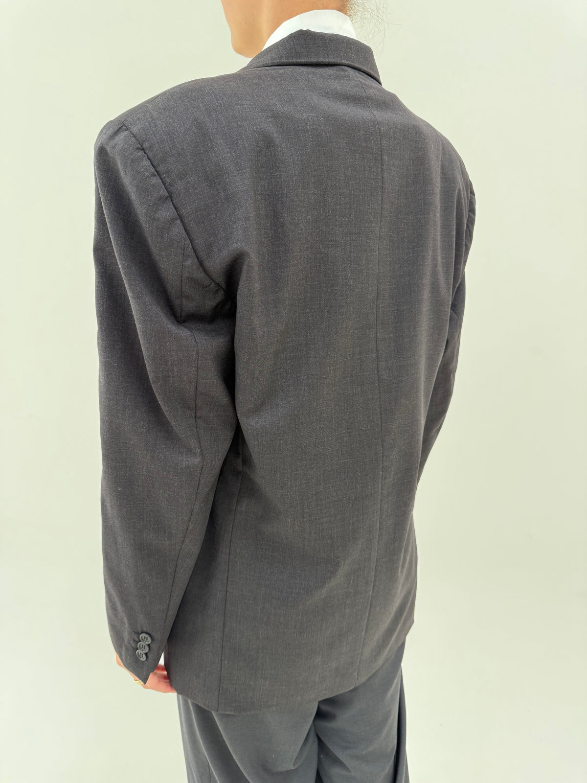 Sacou Loro Piana din lana super 100’s in croi actual charcoal gray