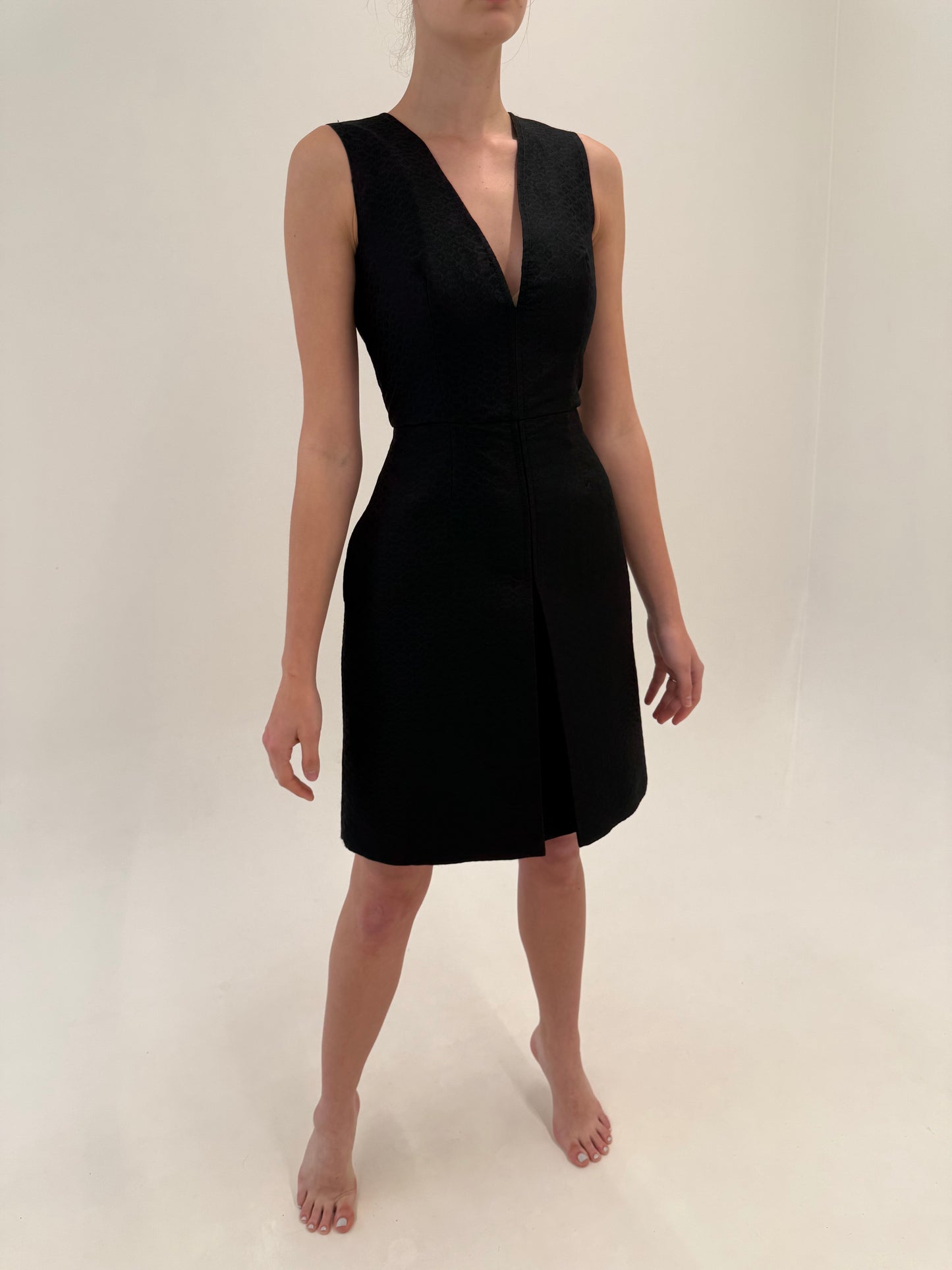 LBD luxury Emilio Pucci anii 2000 in croi minimalist din jacquard de vară