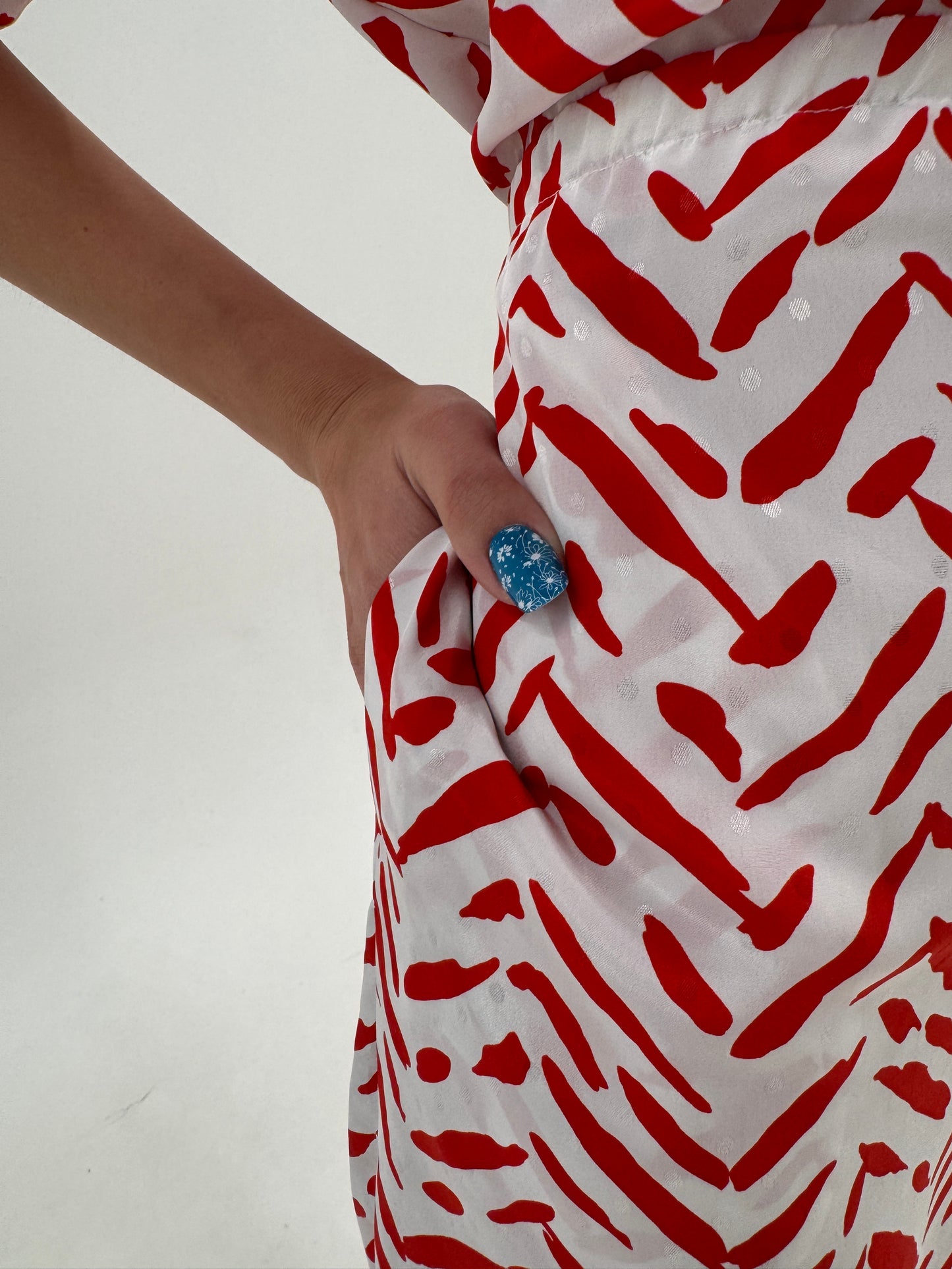 Rochie vintage italiana nouă cu etichetă din mătase naturală cu talie elastică