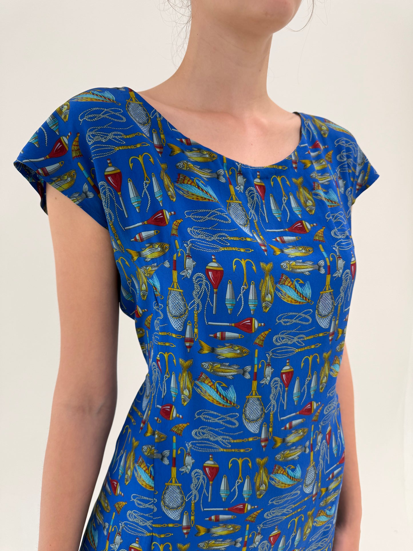 Rochie vintage albastru regal și print din mătase naturală cu mânecă ușor căzută
