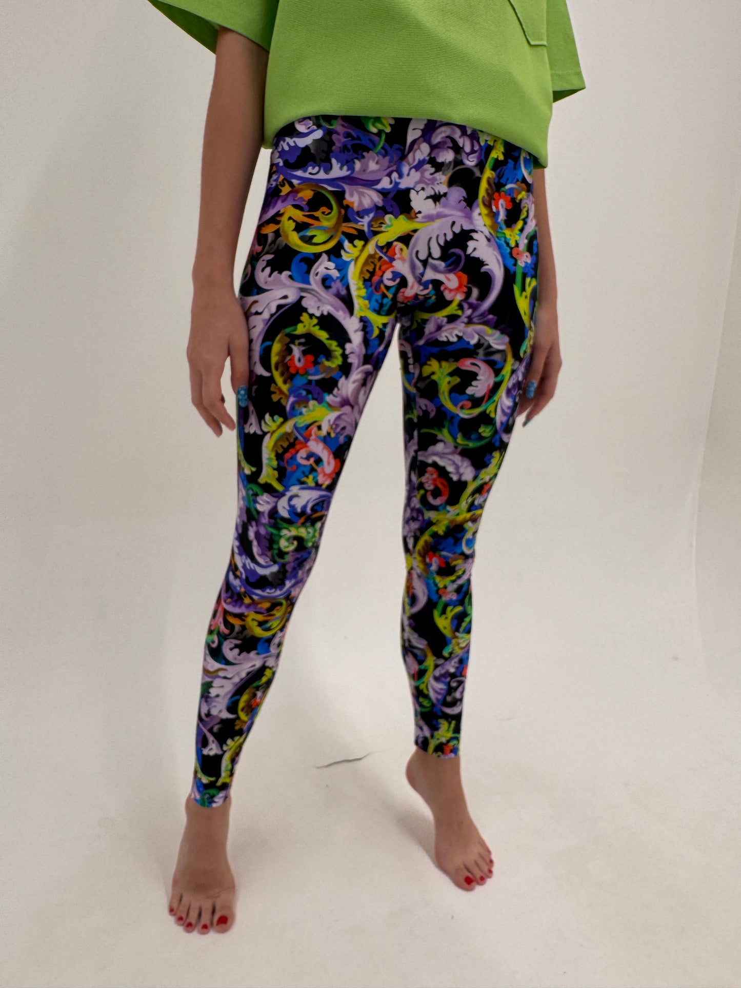 Colanți statement Versace cu print specific brandului noi